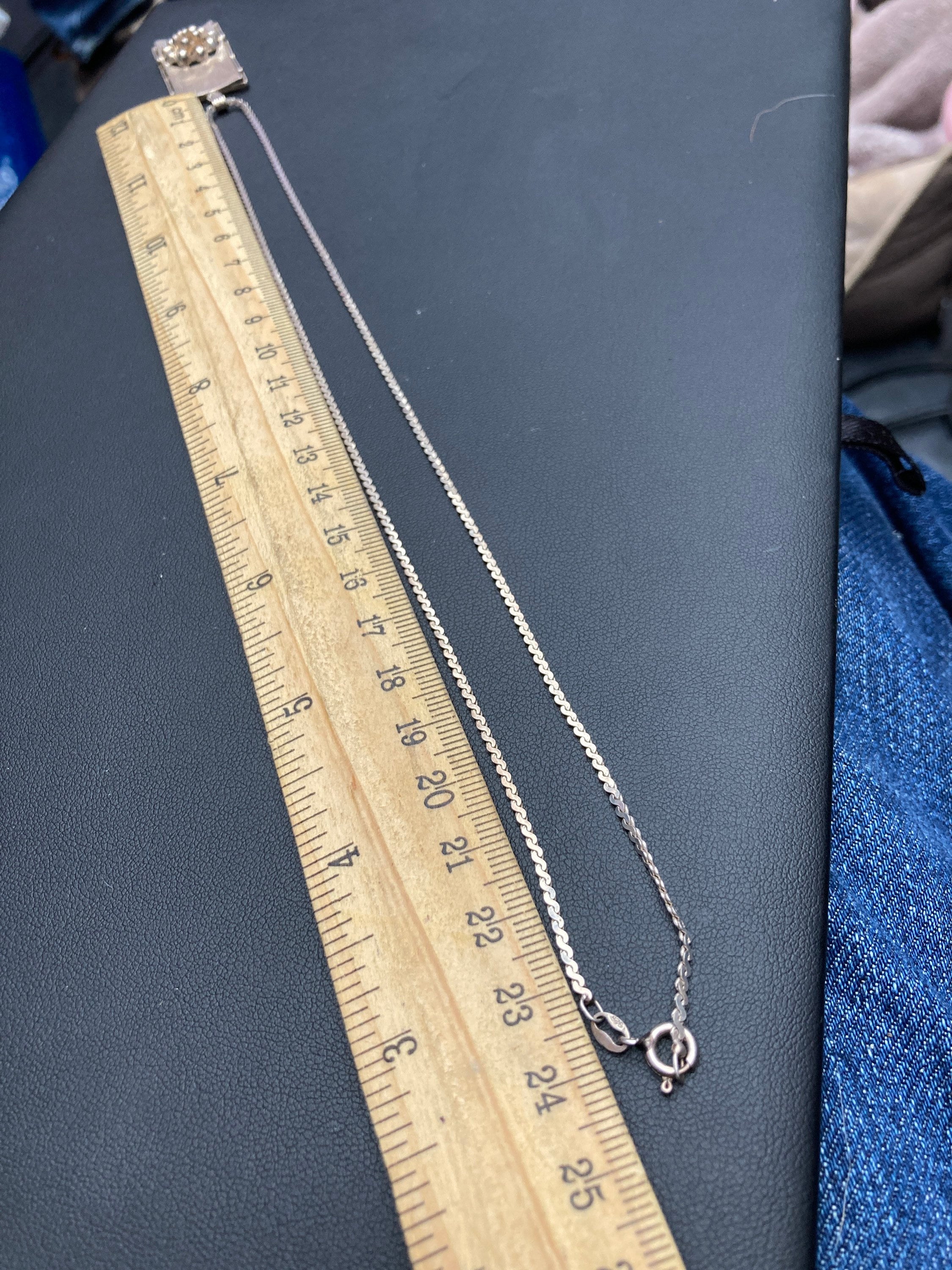 Signed K&L Sterling silver 925 modernist abstract pendant necklace