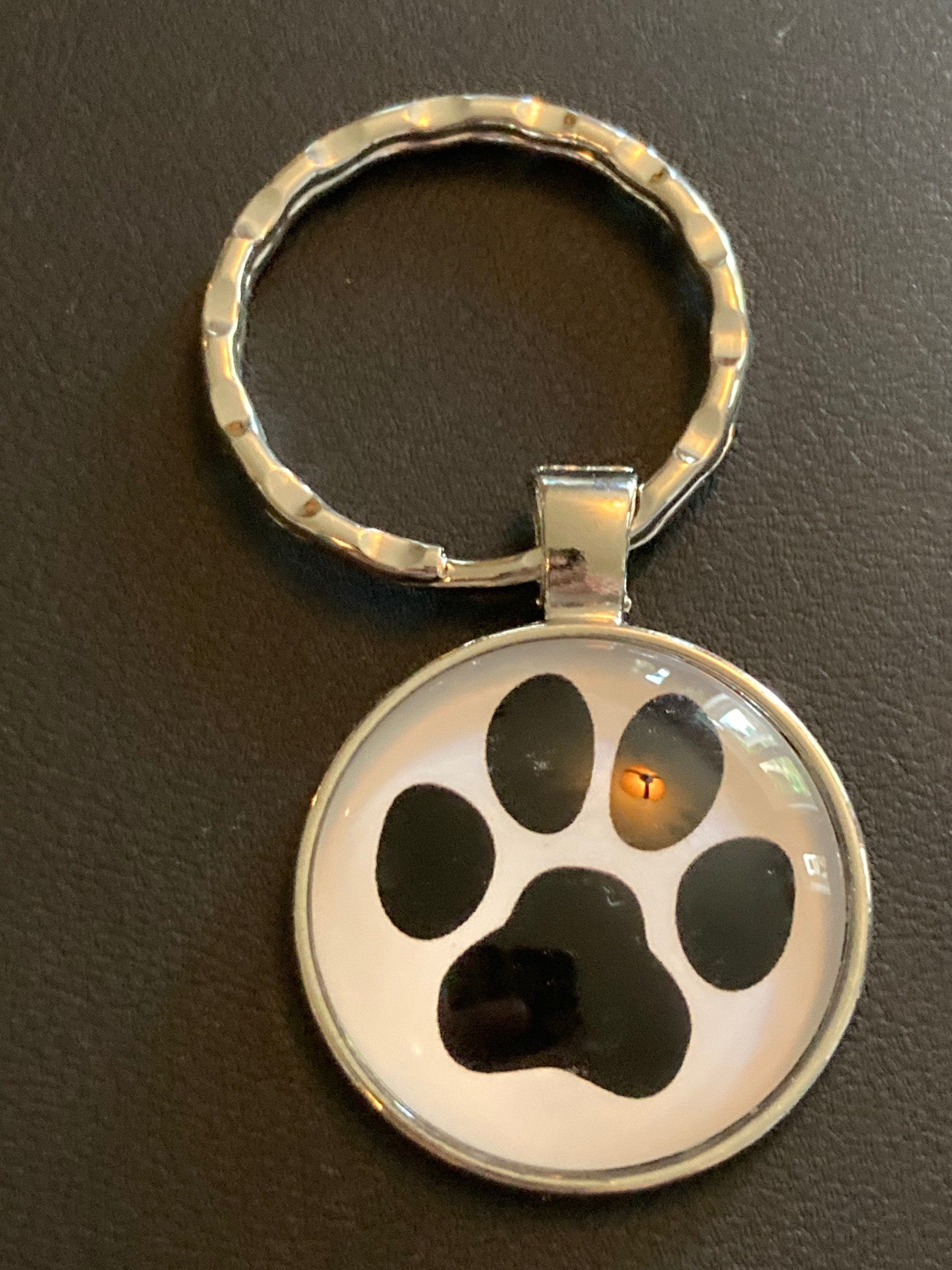 Cat dog paw print keyring with glass cabochon