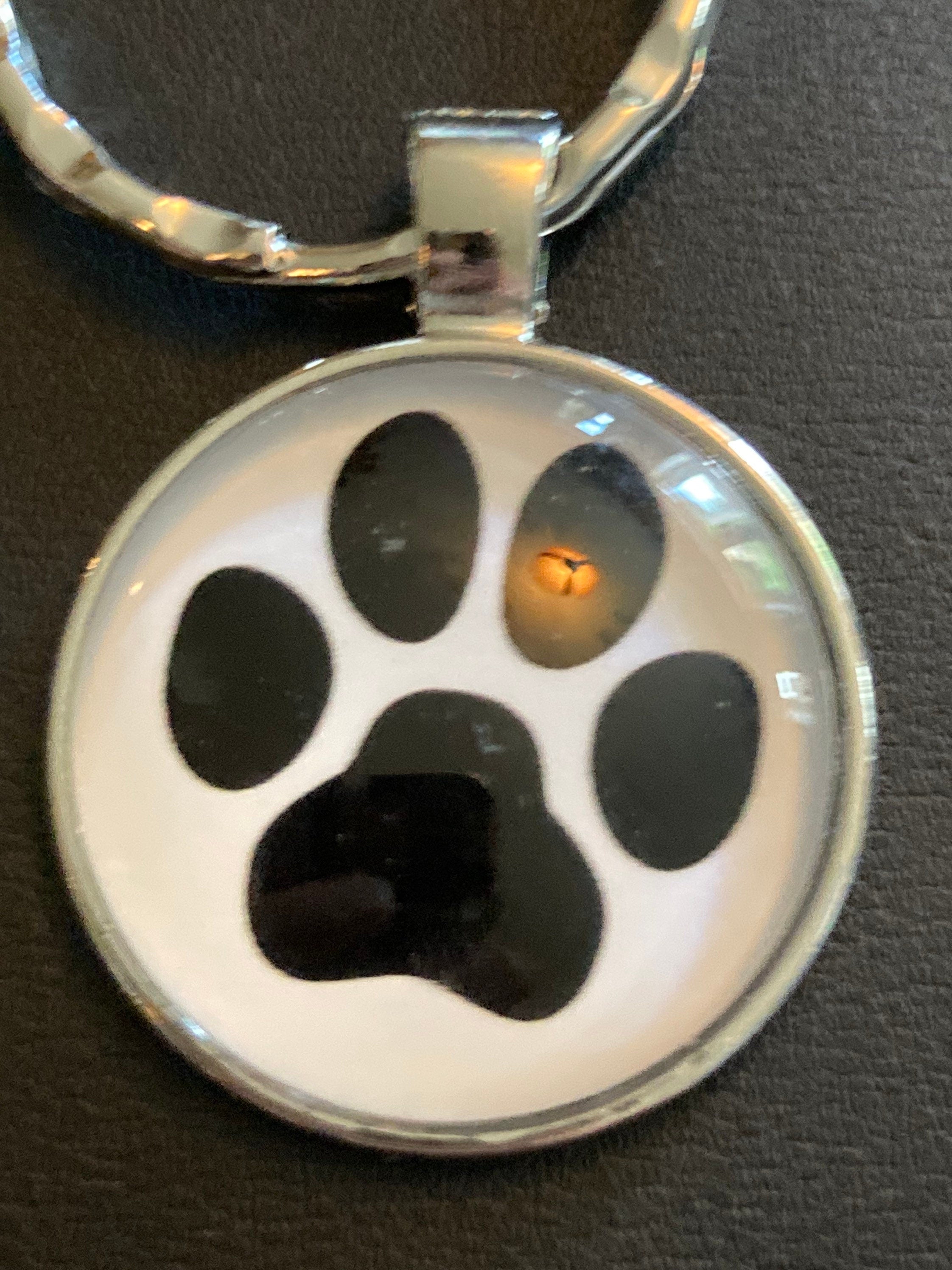 Cat dog paw print keyring with glass cabochon