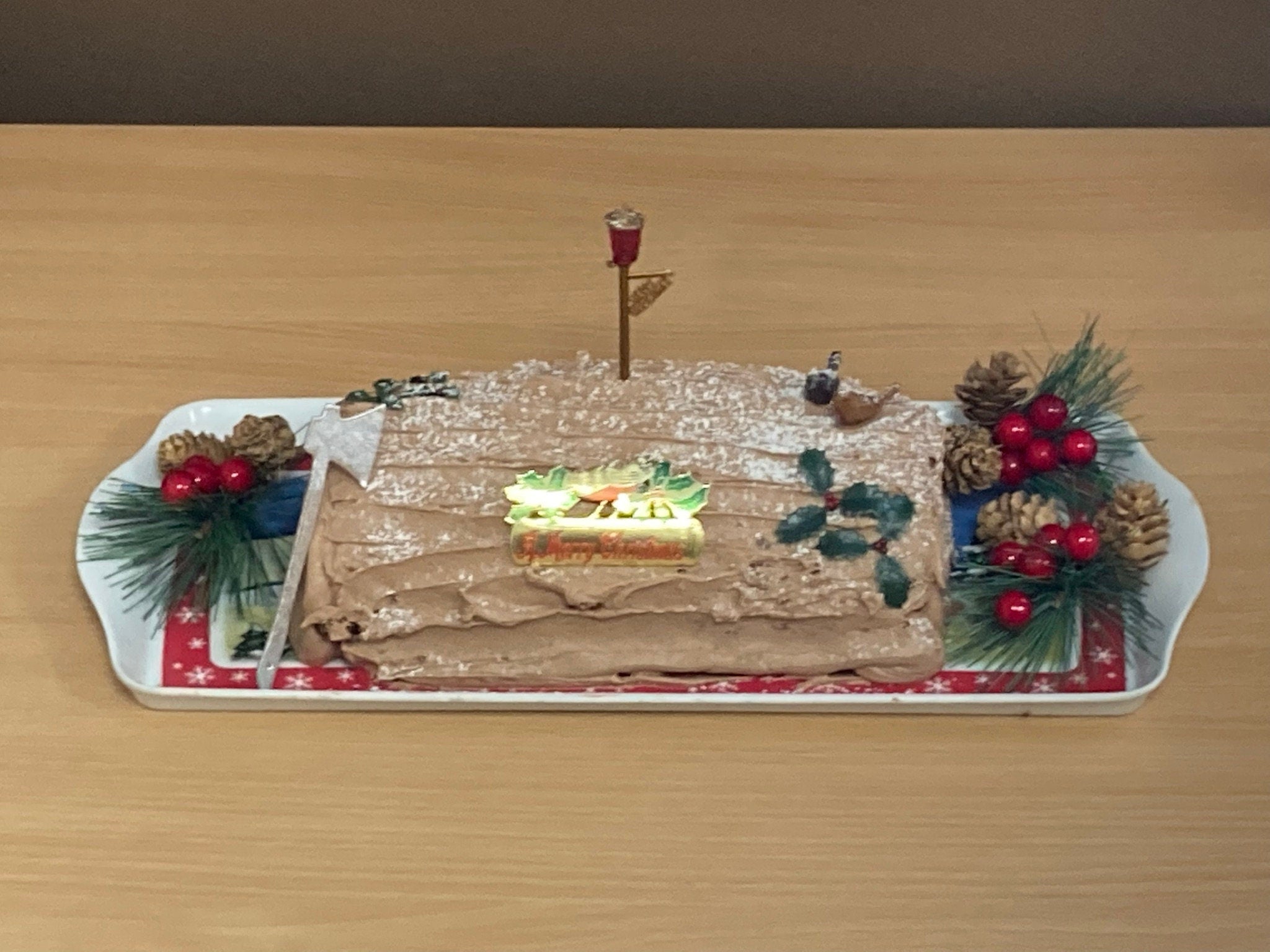 traditional A Merry Christmas with robin cardboard cake topper