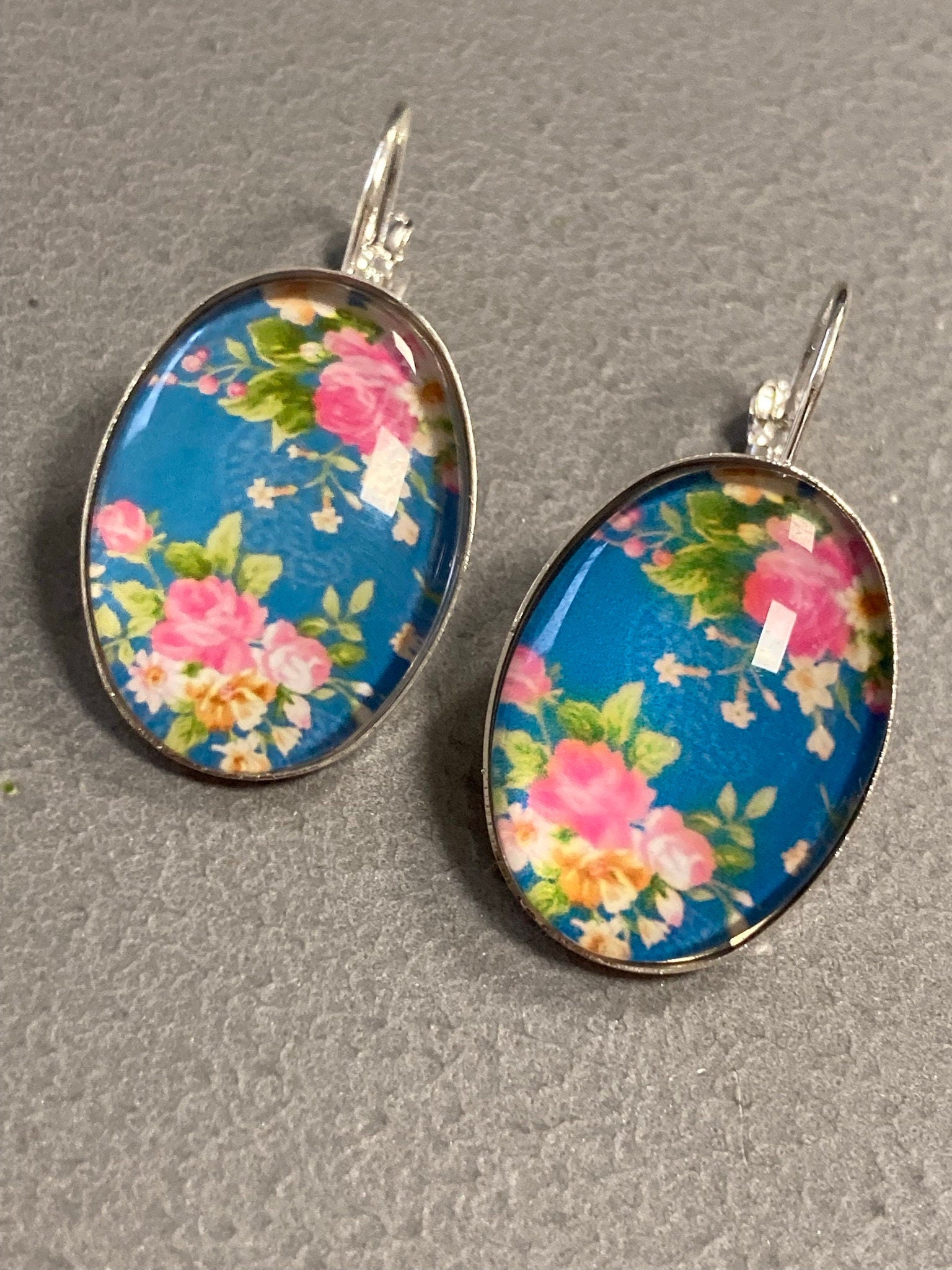 Pink roses garden flowers oval glass cabochon earrings