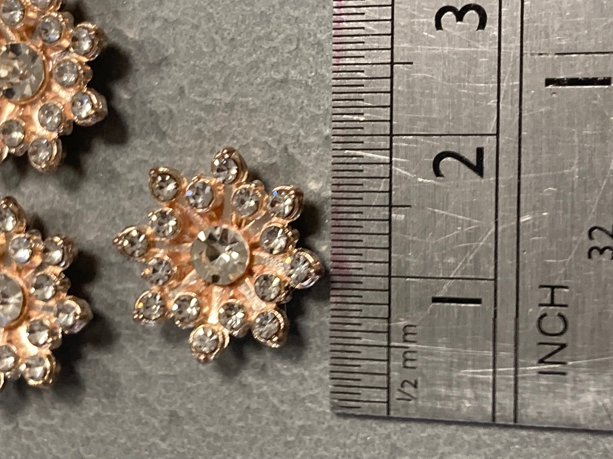 16mm Set of 5 diamanté crystal embellishments for crafts gold metal flat backed