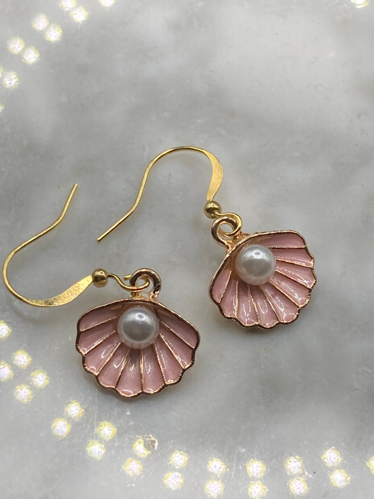pink enamel oyster shell pearl gold tone small drop earrings