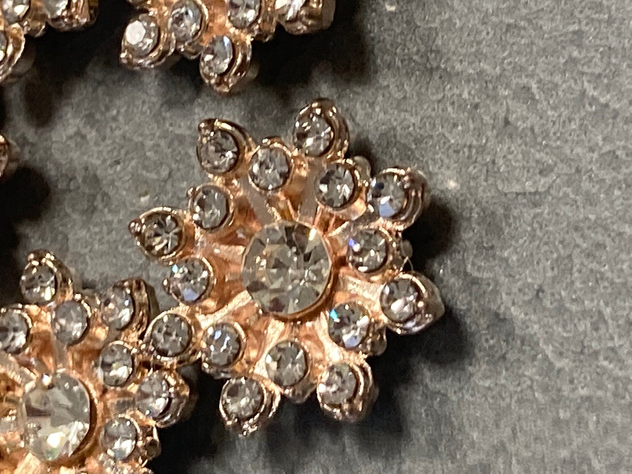 16mm Set of 5 diamanté crystal embellishments for crafts gold metal flat backed