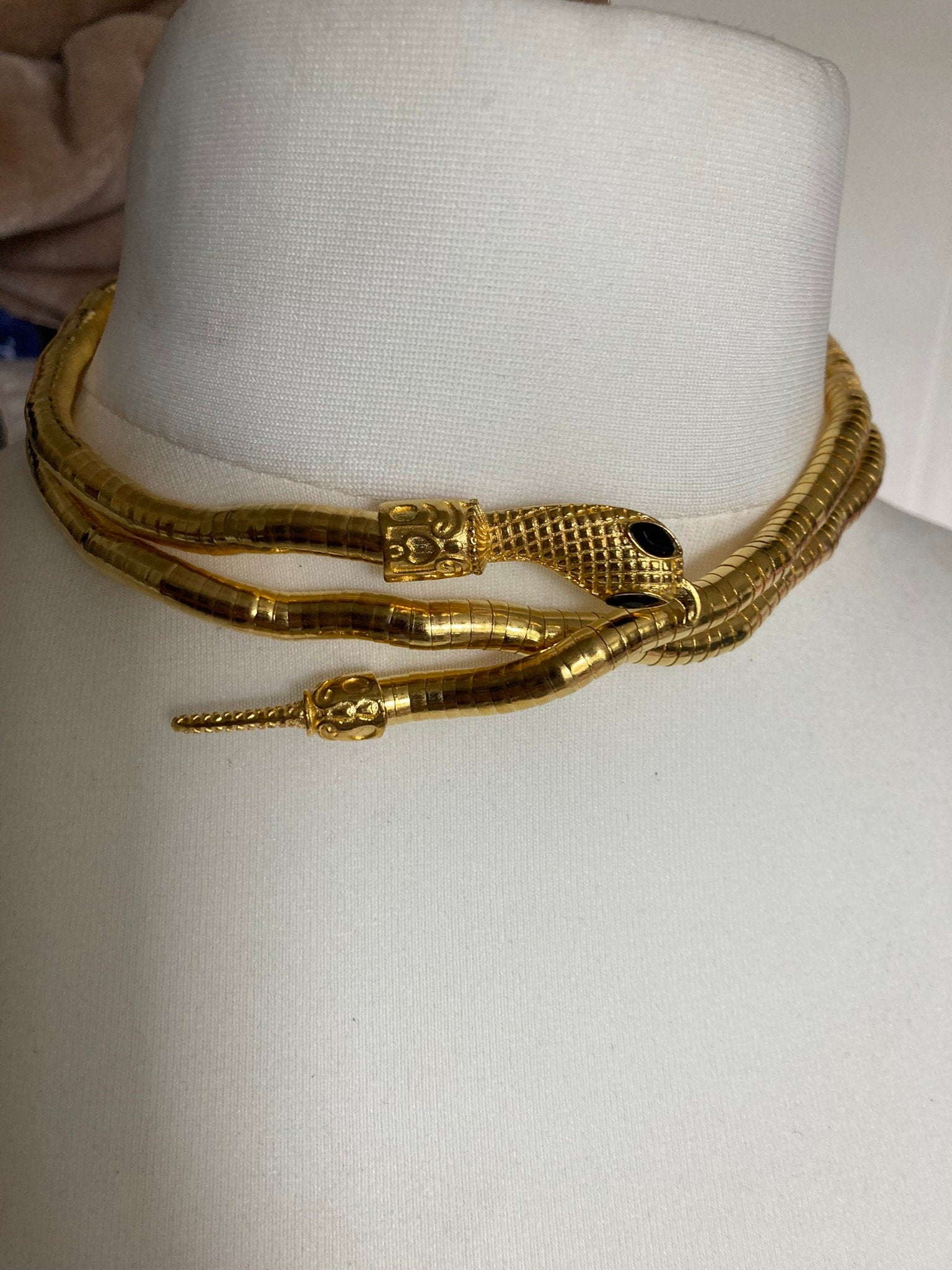 Versatile Snake wrap round choker necklace or bracelet Vintage Style Retro gold Tone metal bendy mesh 1m long Snake Diamanté eyes