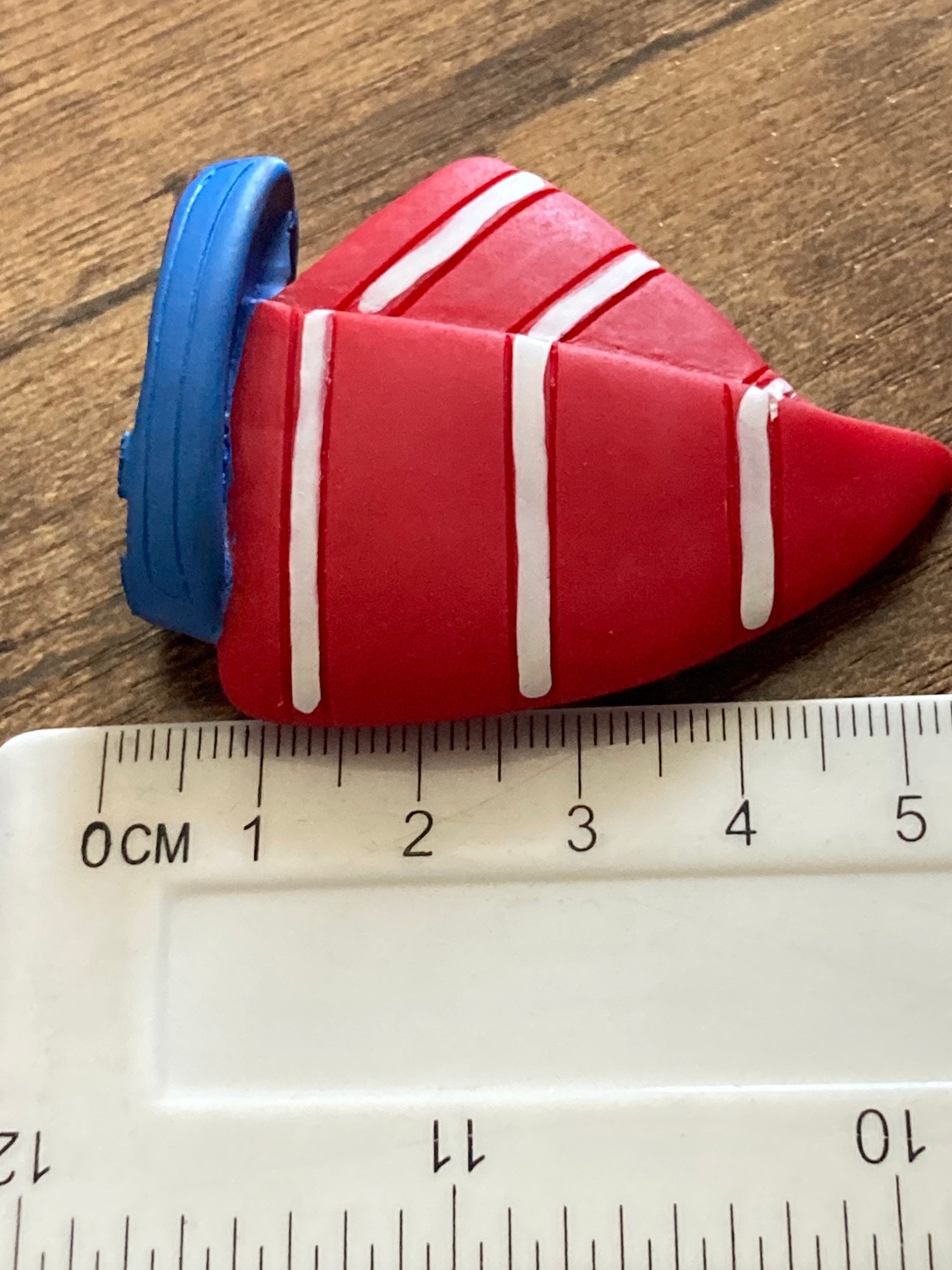 Miniature red Yacht Cake Topper: 5cm Nautical Sailing Boat Decoration