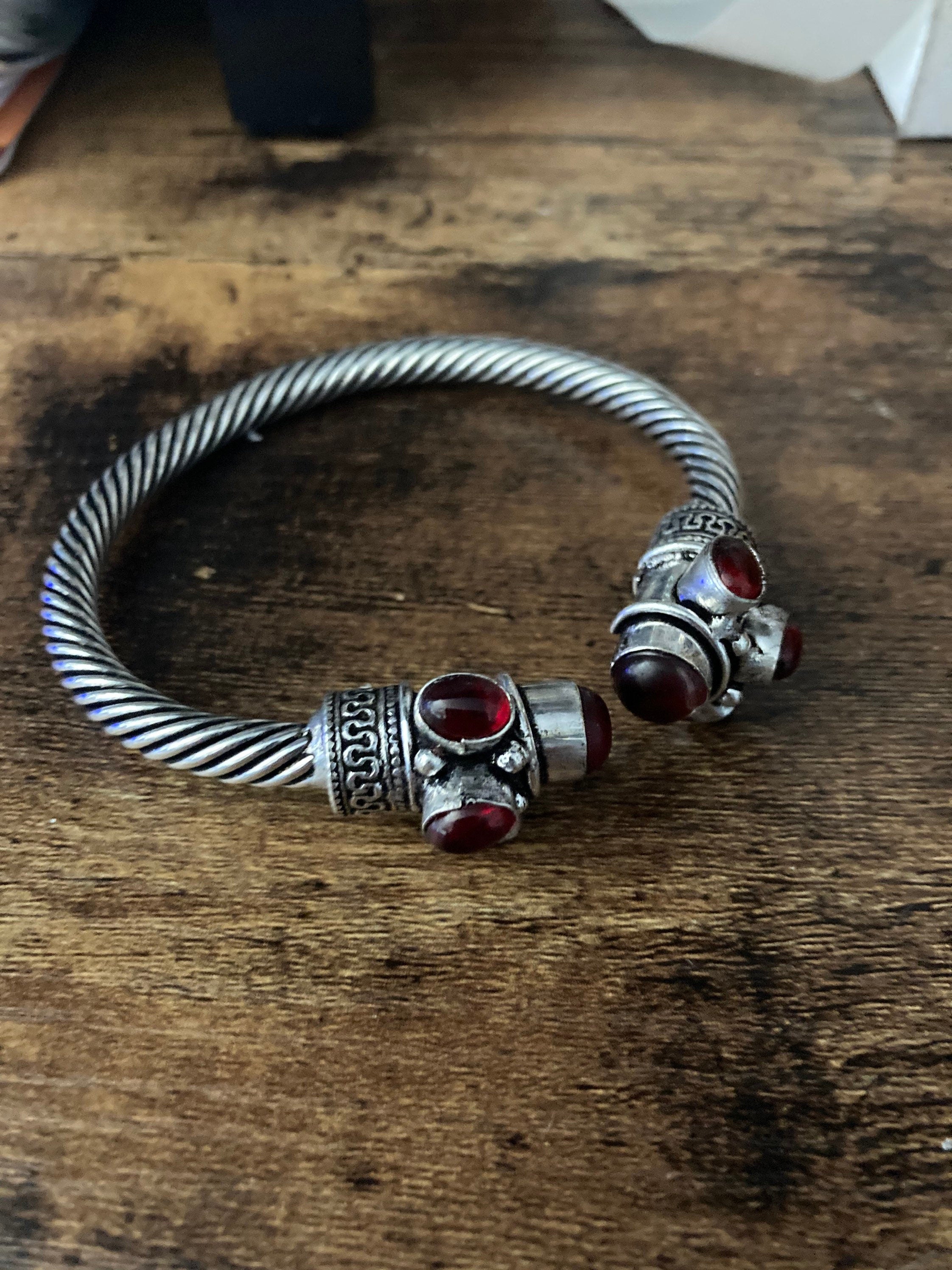 Garnet ruby red GEMSTONE Bangle silver tone torque cuff bracelet