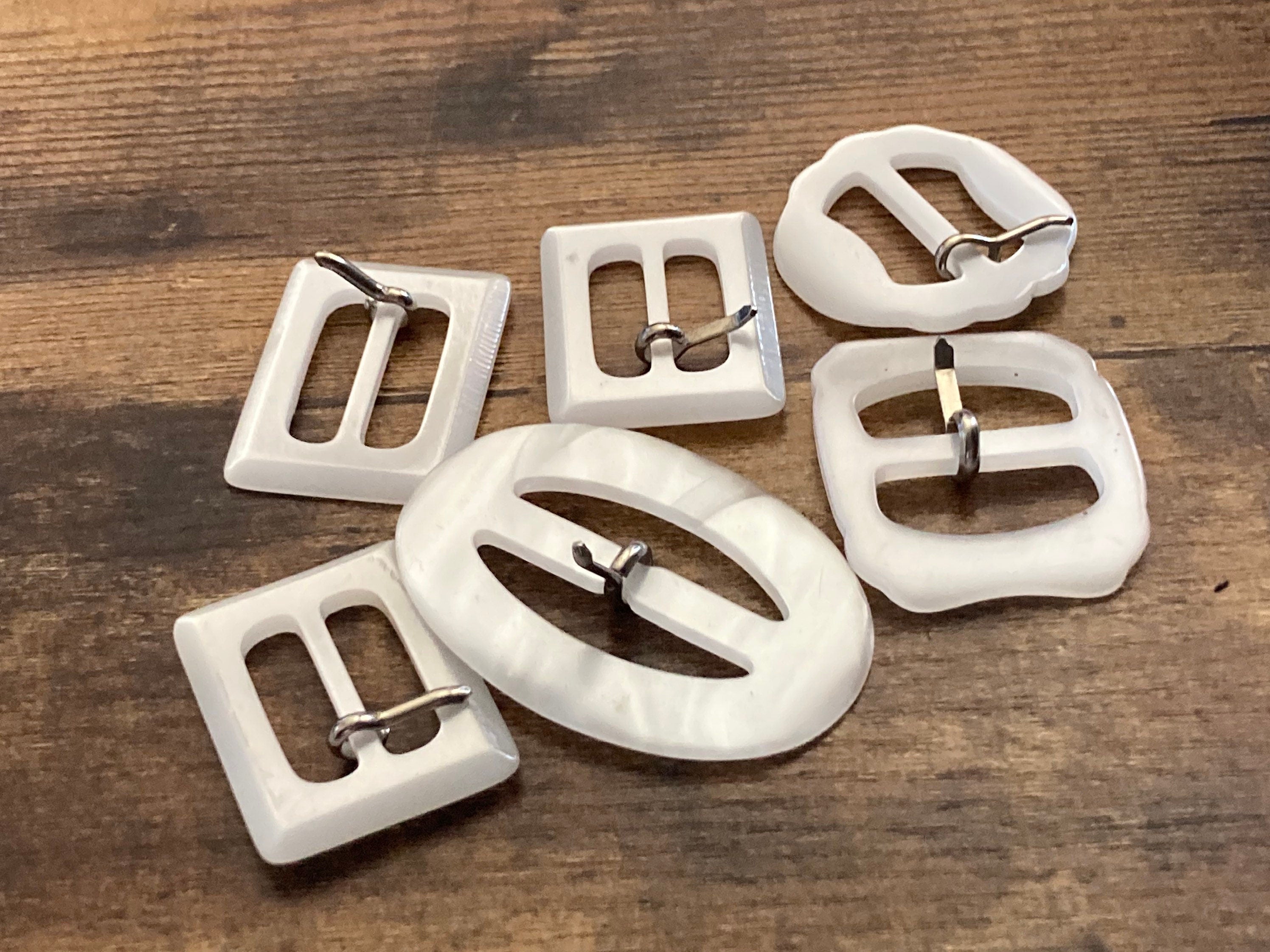 Job Lot Retro Belt Buckles plastic faux pearl haberdashery