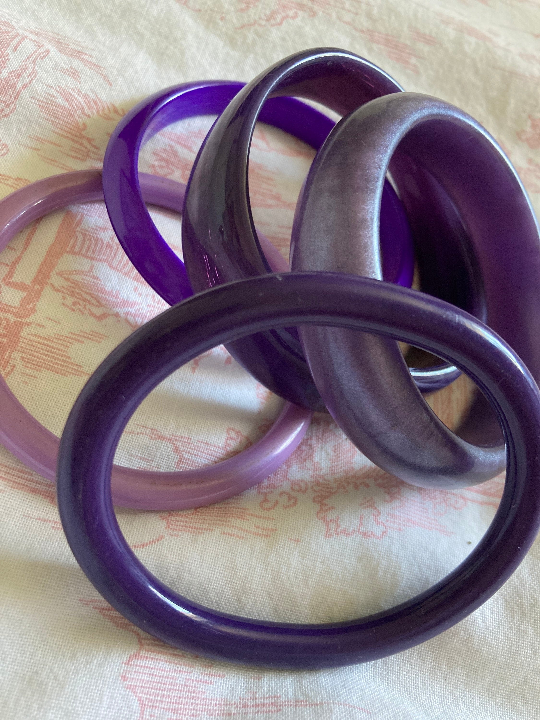 PURPLE VIOLET stack of vintage retro plastic bangles