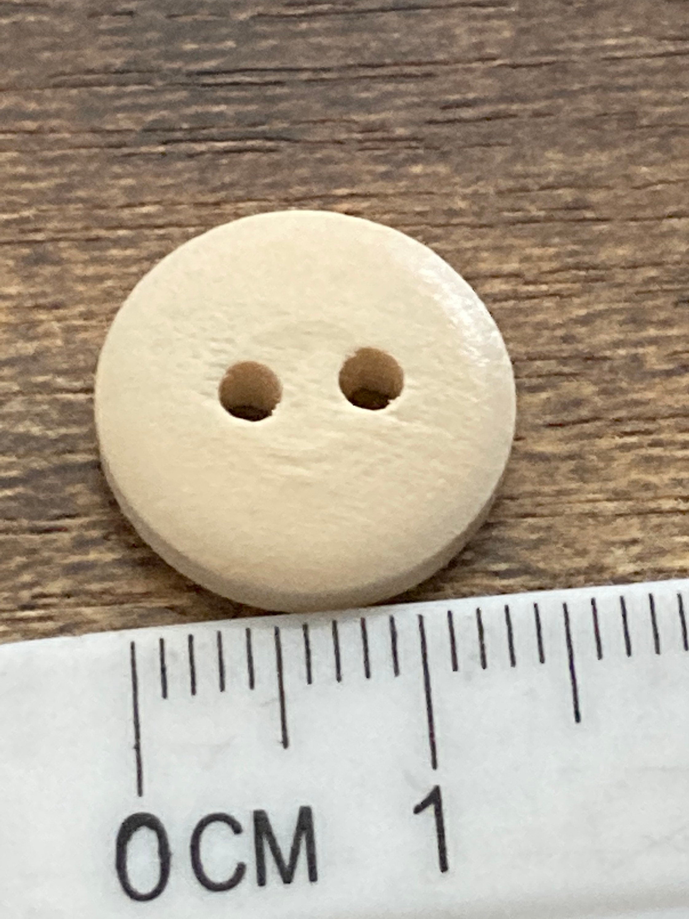 10 x 15mm round bumble bee wooden buttons