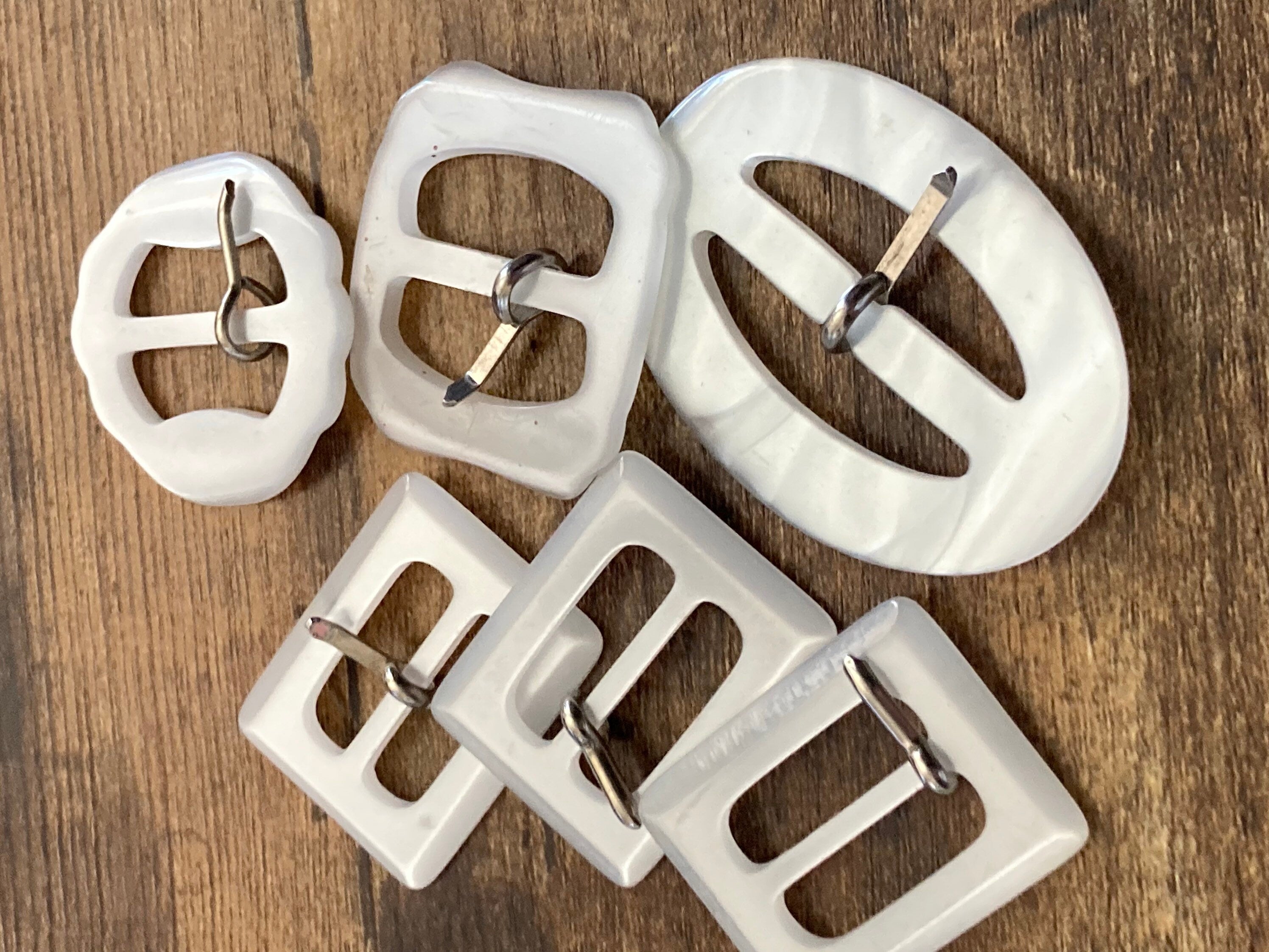 Job Lot Retro Belt Buckles plastic faux pearl haberdashery