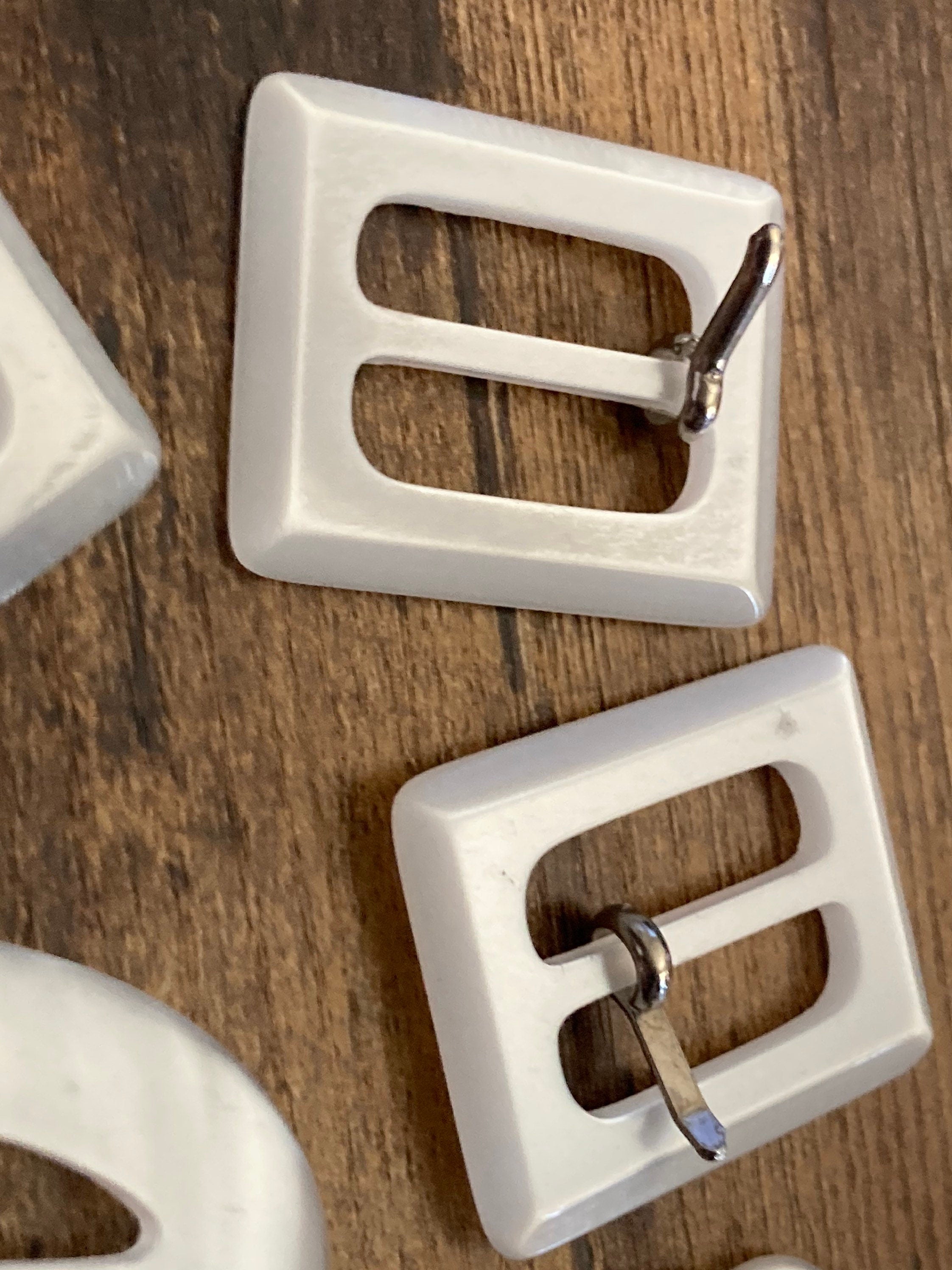 Job Lot Retro Belt Buckles plastic faux pearl haberdashery