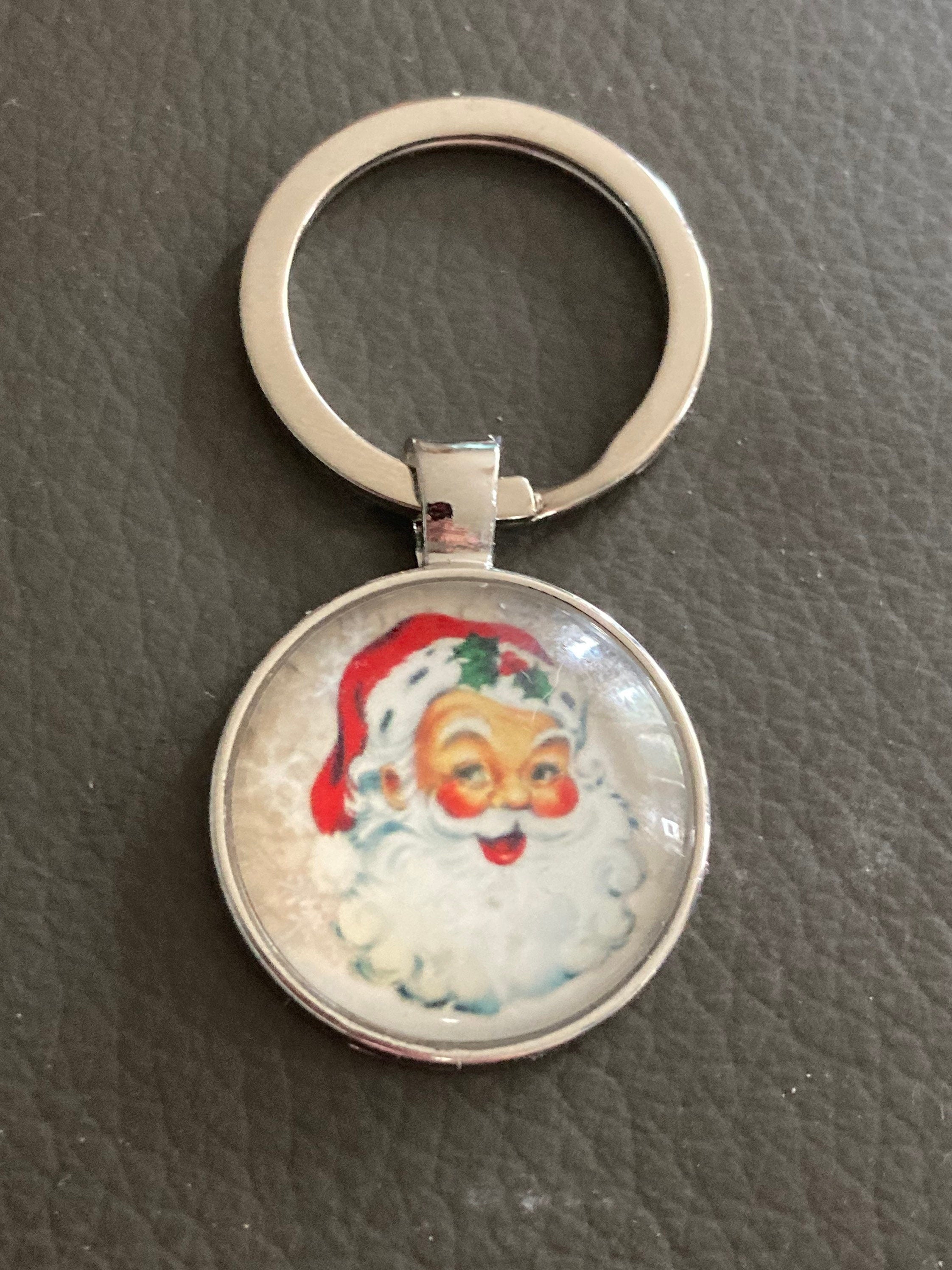 Traditional Santa Claus father Christmas keyring stocking filler