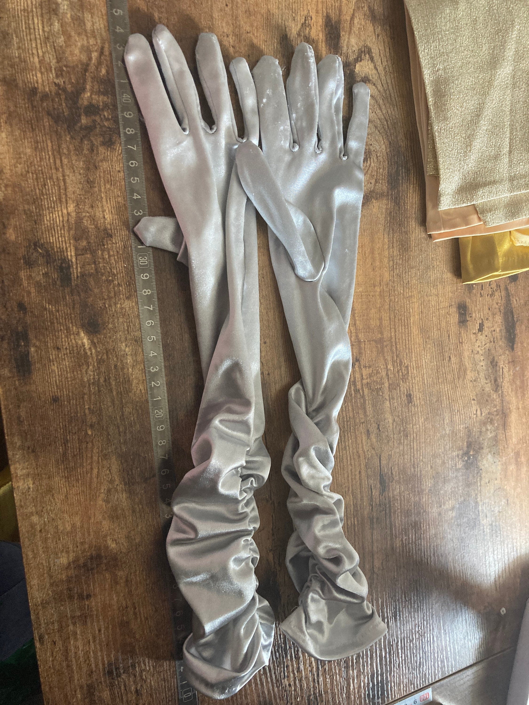 size large 7.5 to 8 1980s 1990s metallic silver ruched near elbow length cocktail formal evening gloves