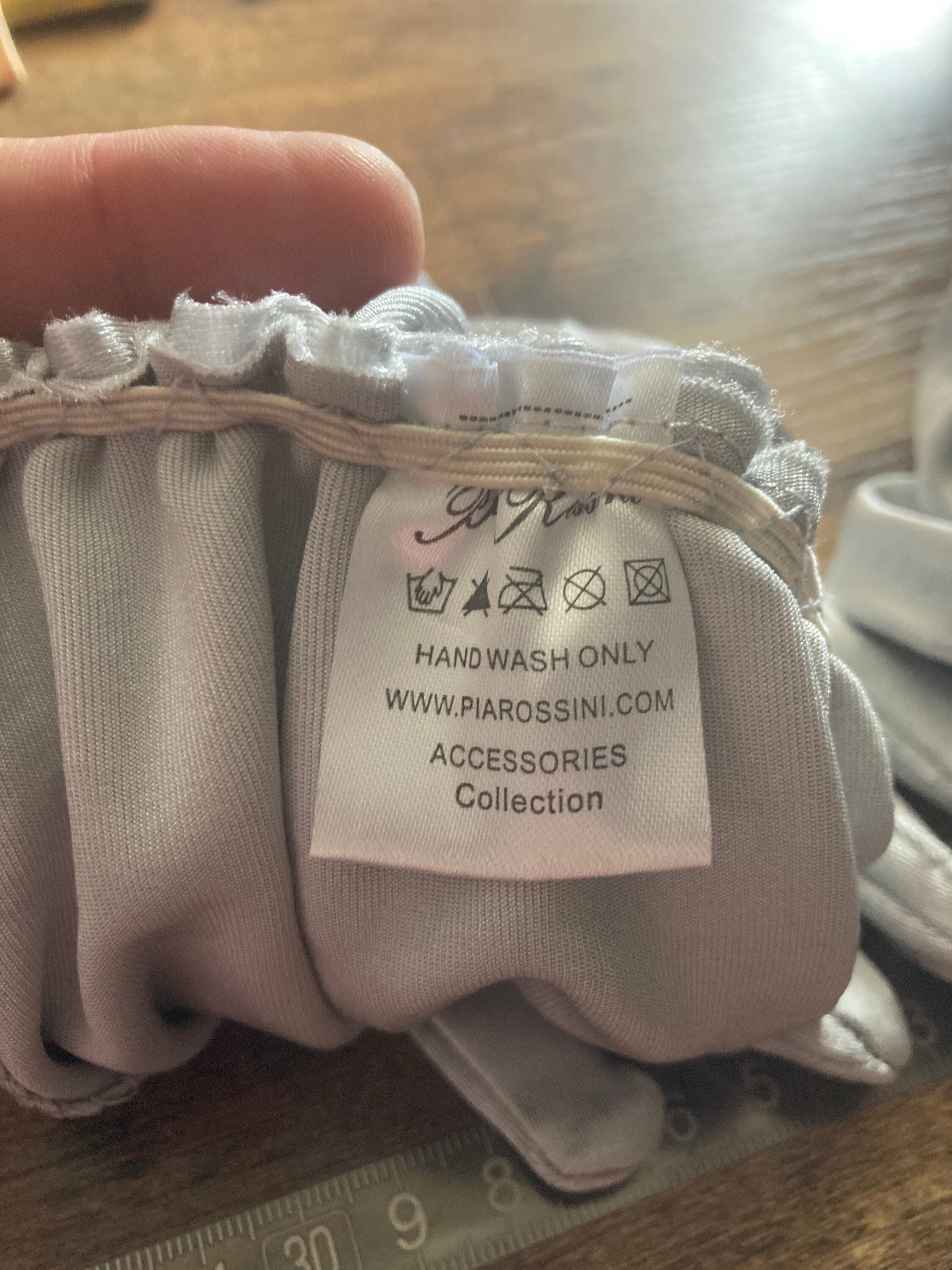 size large 7.5 to 8 1980s 1990s metallic silver ruched near elbow length cocktail formal evening gloves