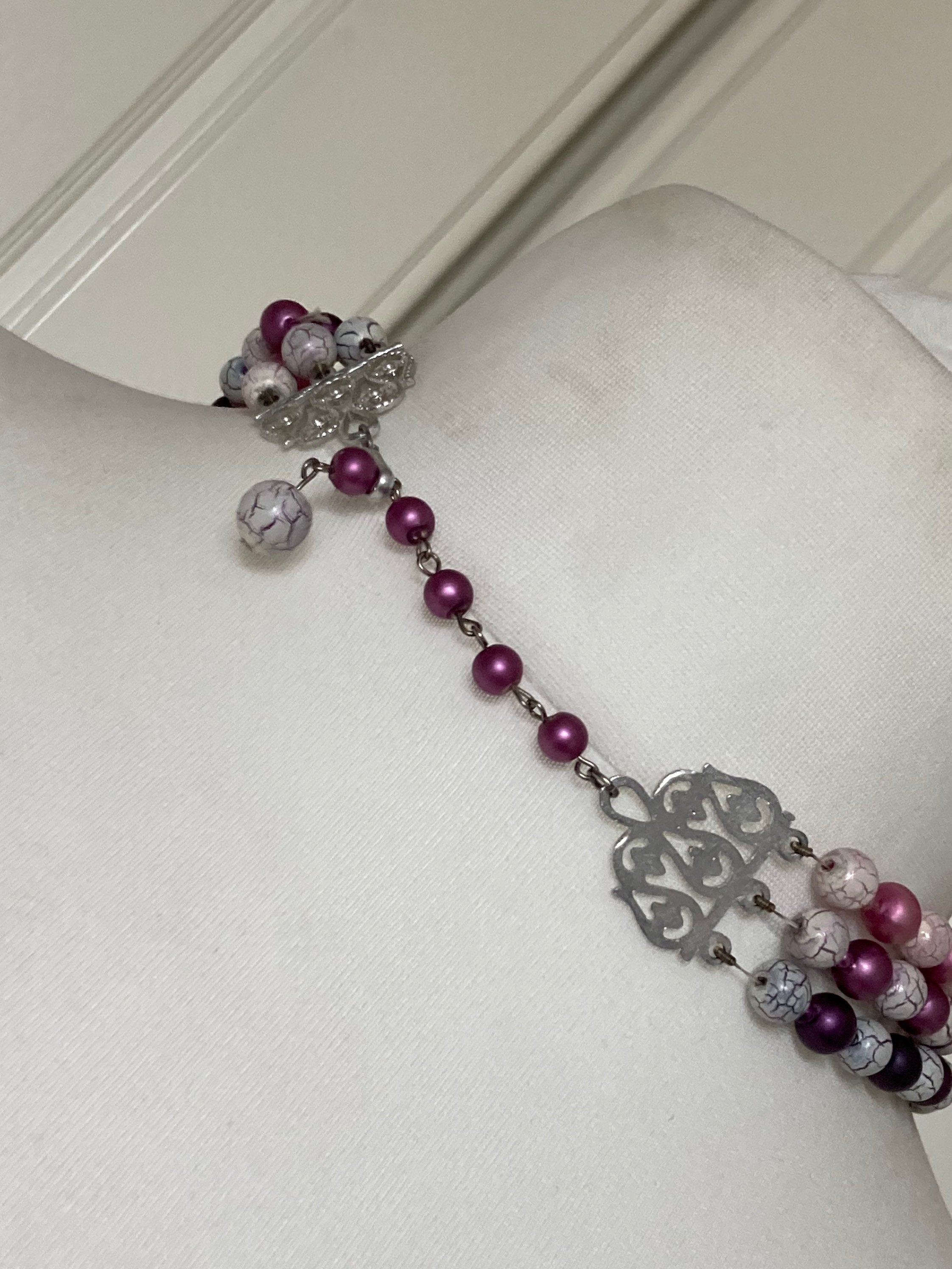 HONG KONG Vintage 1960s pink purple crackle glaze plastic pearl beaded Multistrand necklace