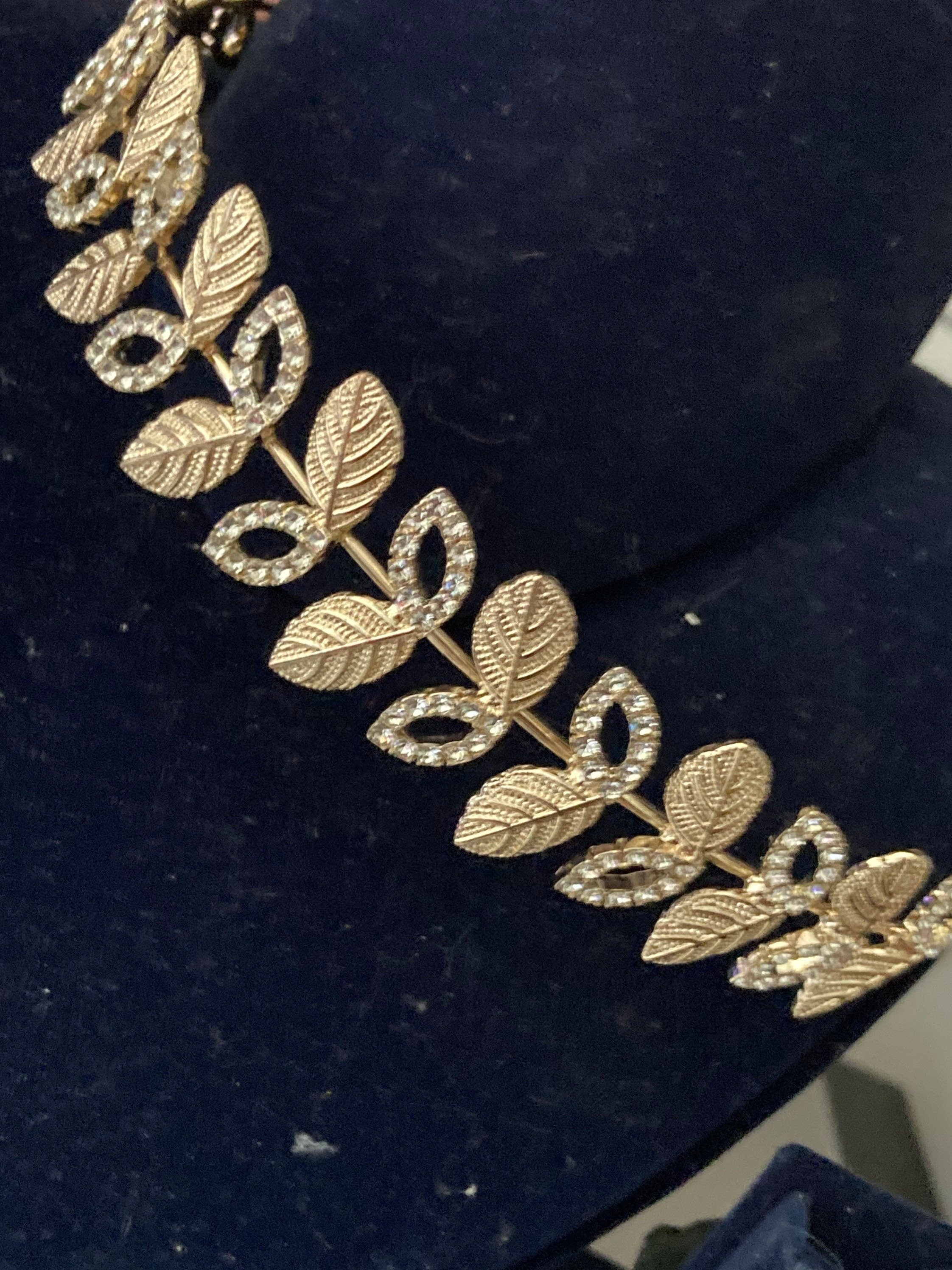 Ladies gold tone diamanté tiara clear crystal rhinestones wedding