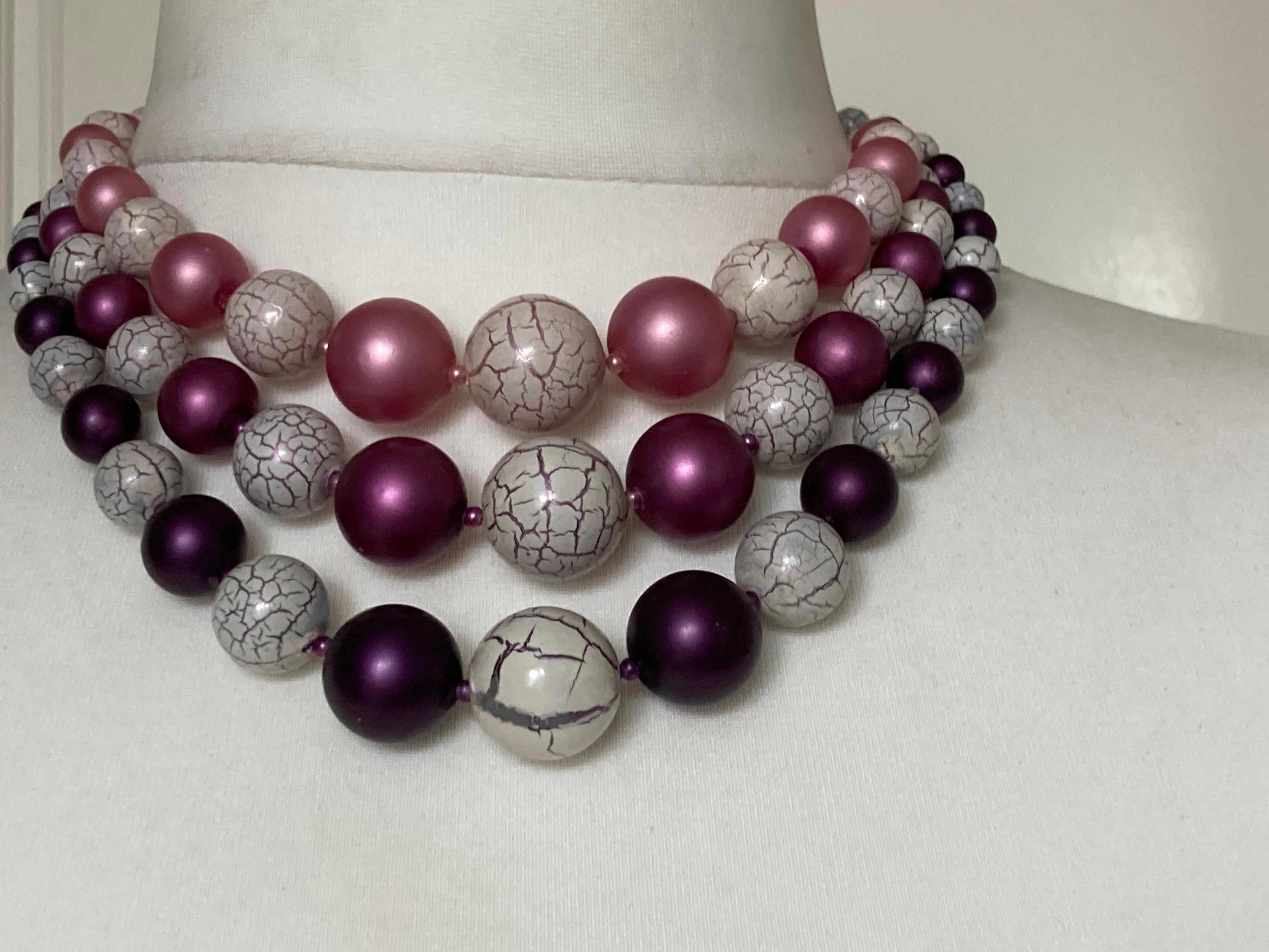 HONG KONG Vintage 1960s pink purple crackle glaze plastic pearl beaded Multistrand necklace