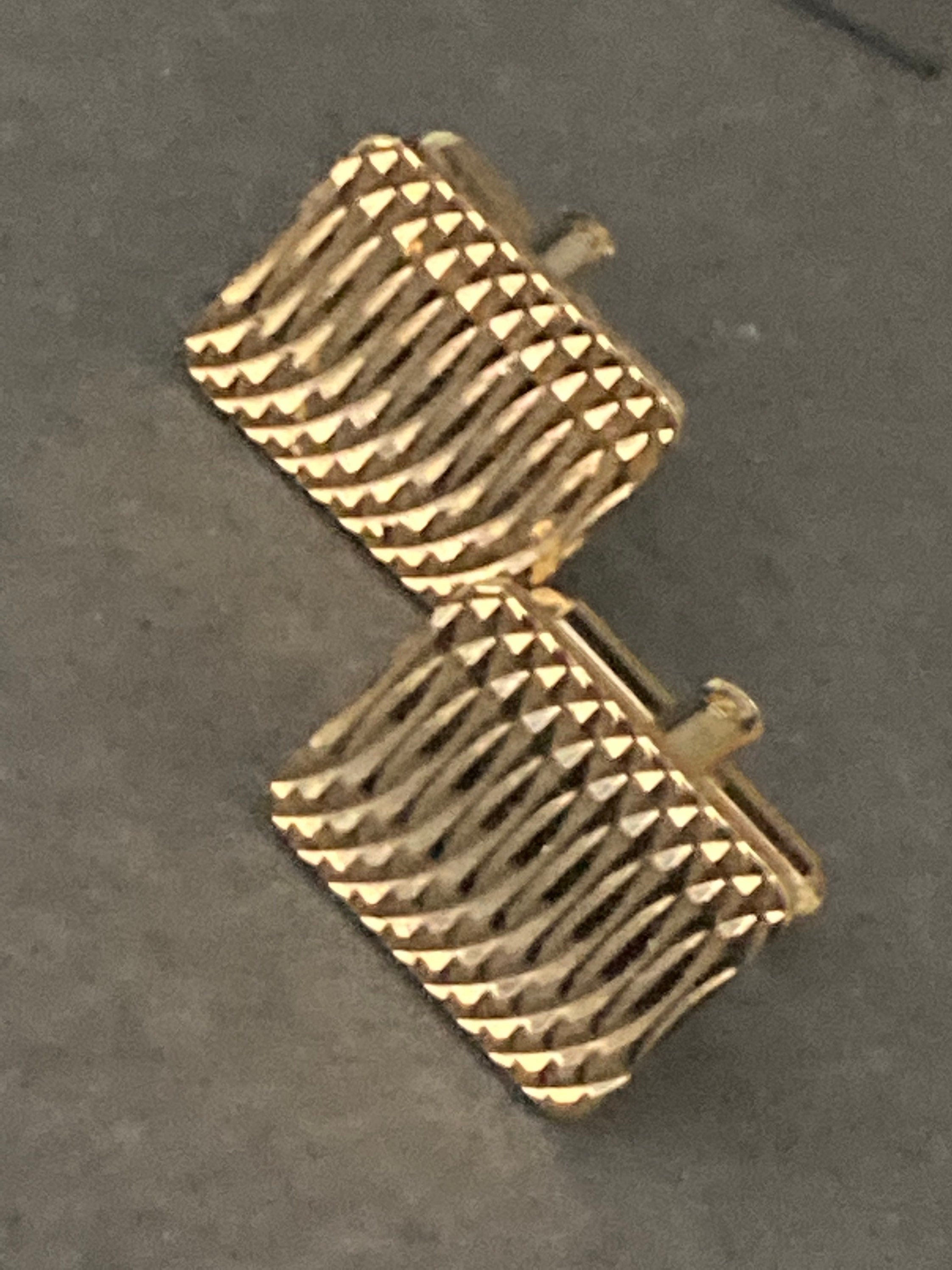 modernist men’s gold tone textured plain cufflinks vintage