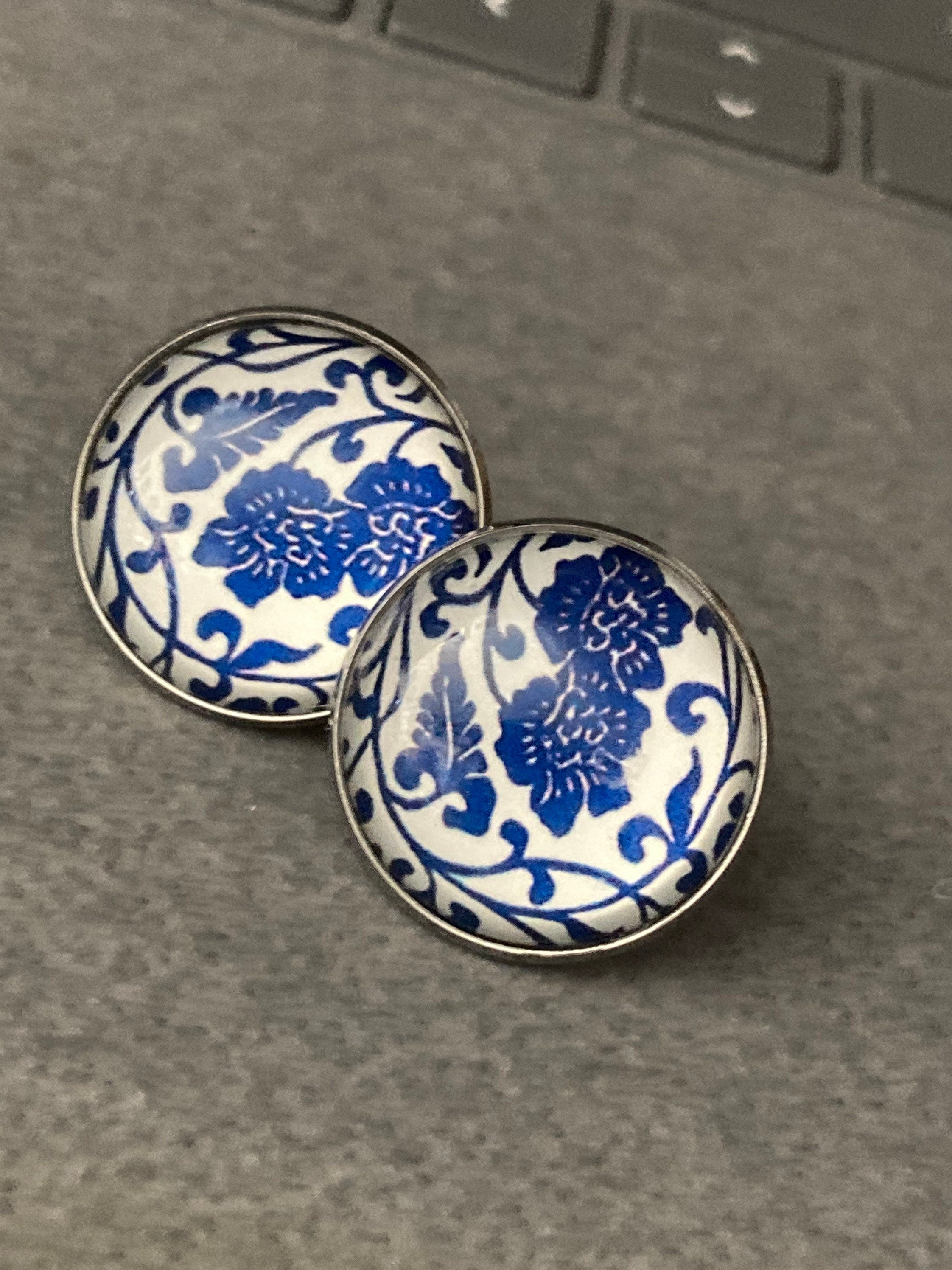 blue and white earrings floral print round glass stainless steel studs