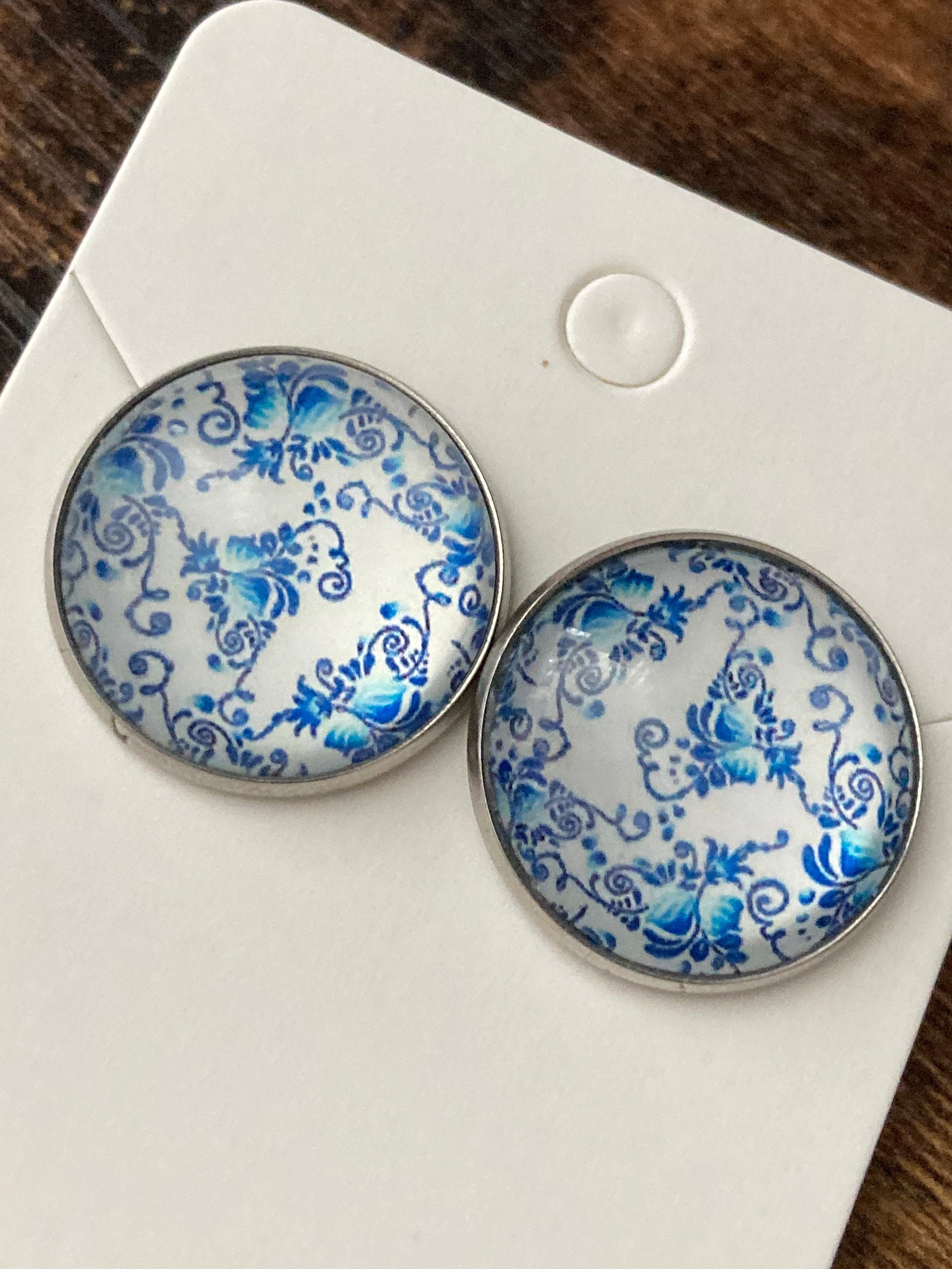 blue and white earrings floral print round glass stainless steel studs
