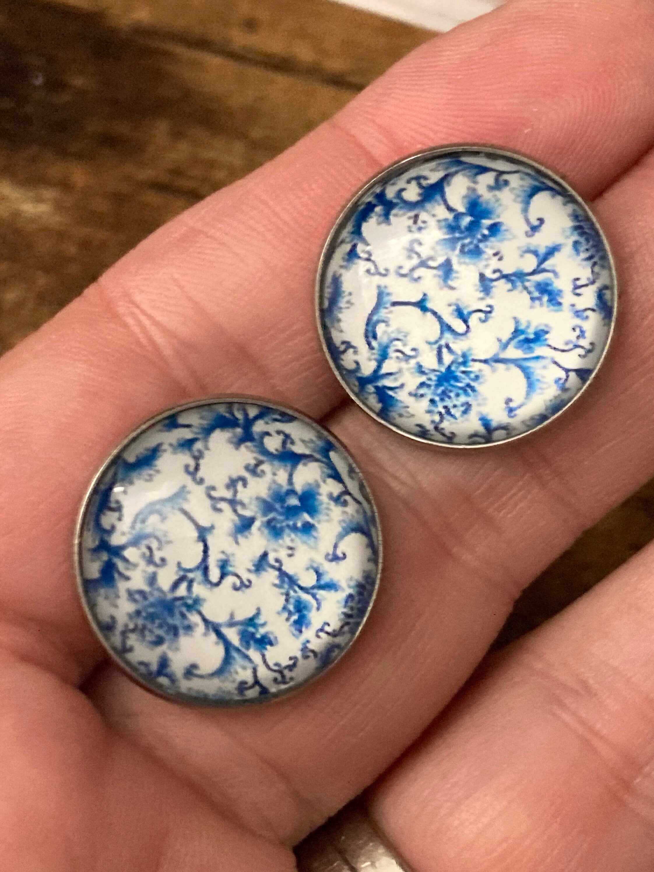 blue and white earrings floral print round glass stainless steel studs