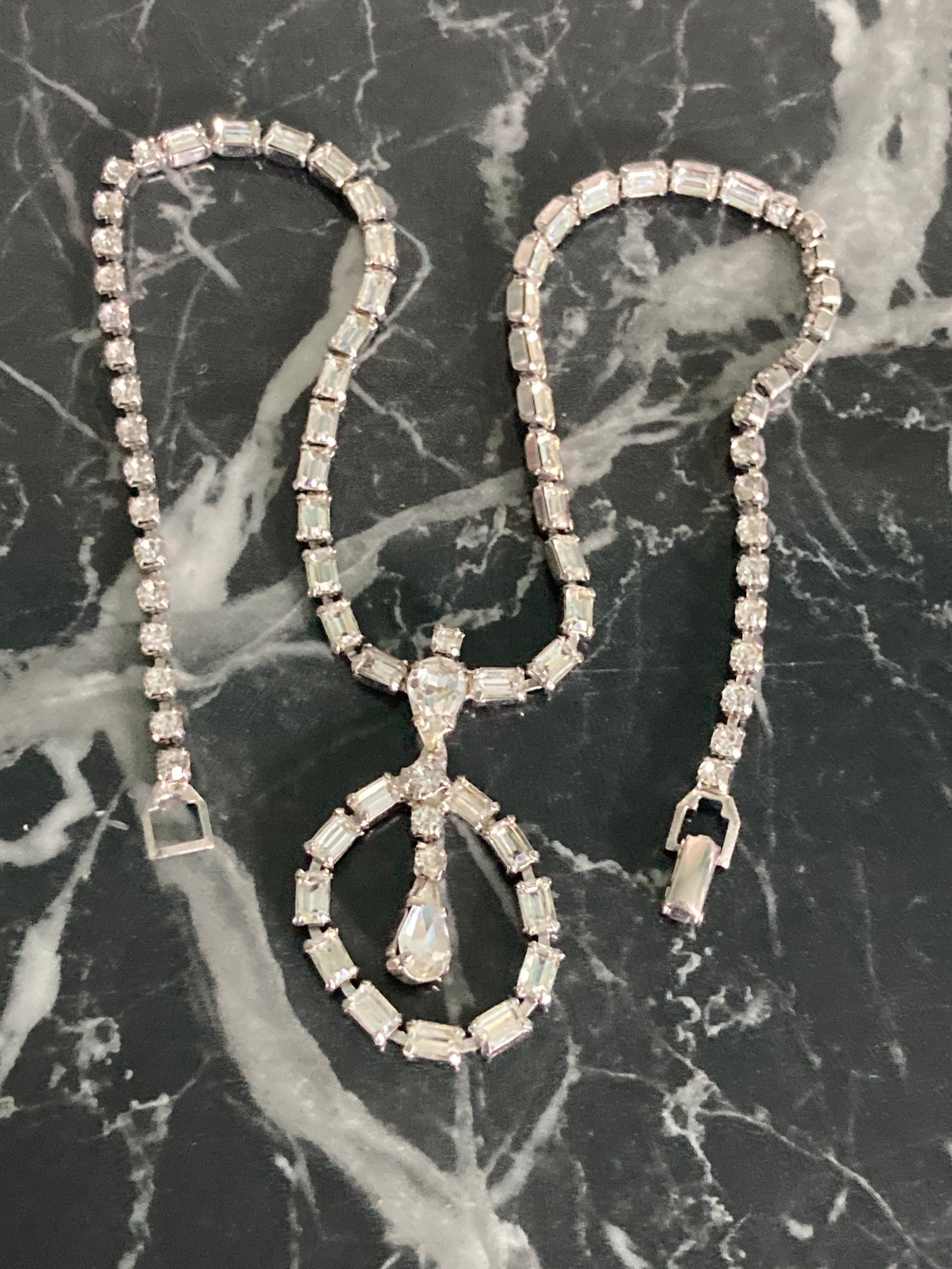 Vintage diamanté rhinestone crystal silver tone necklace