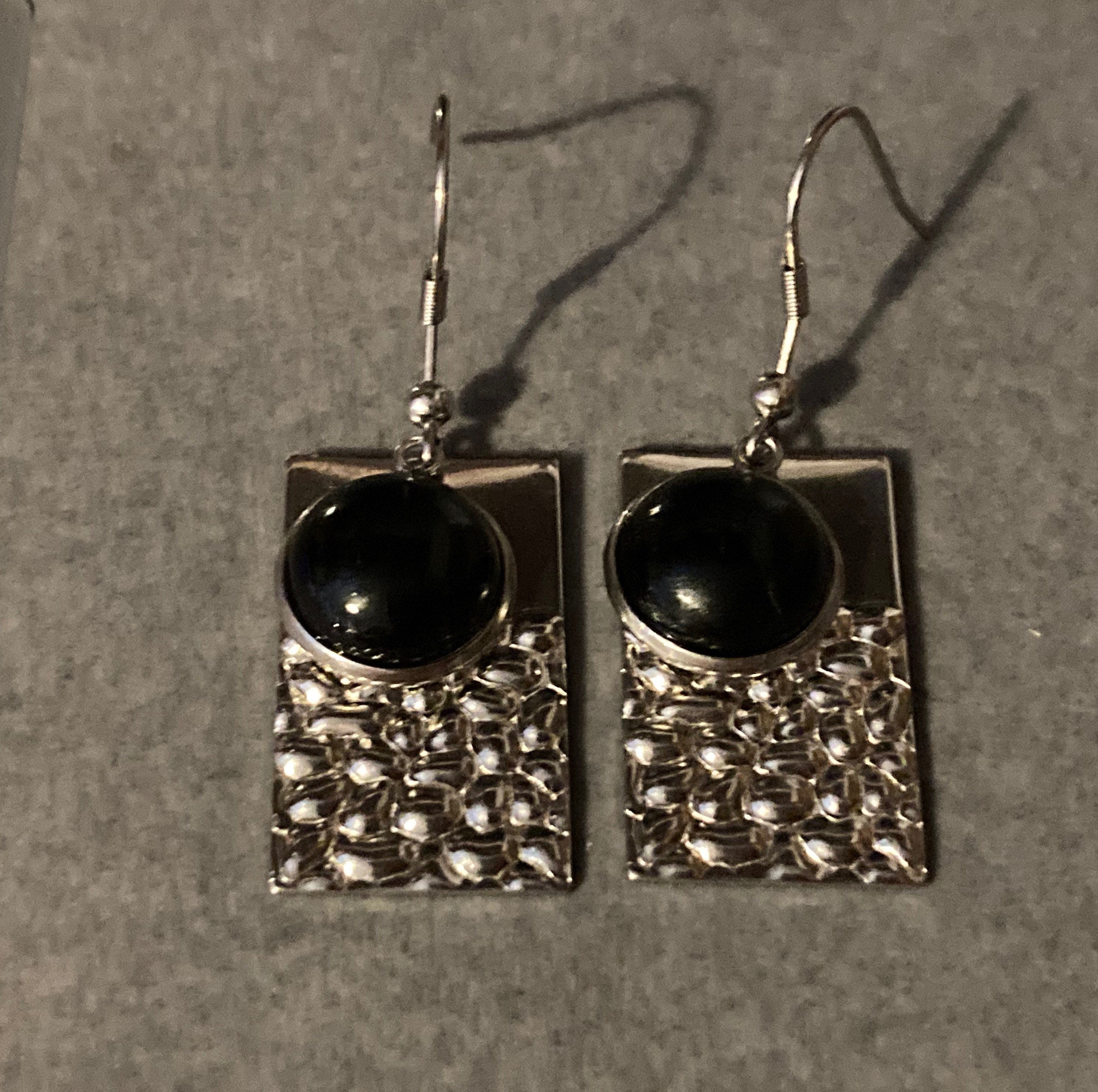 Black agate gemstone dangly earrings stainless steel planished metal