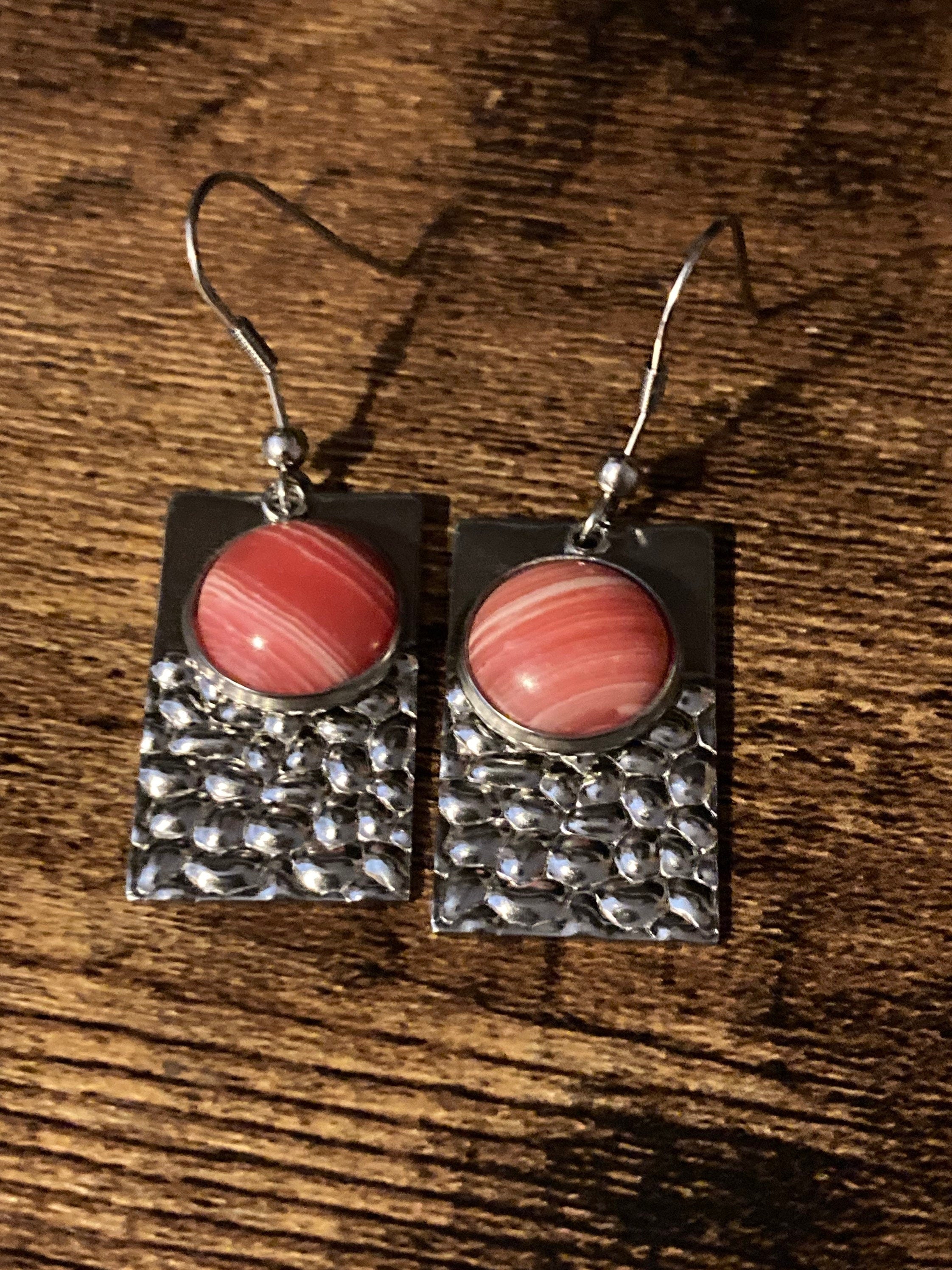 Pink agate gemstone dangly earrings stainless steel modernist planished metal
