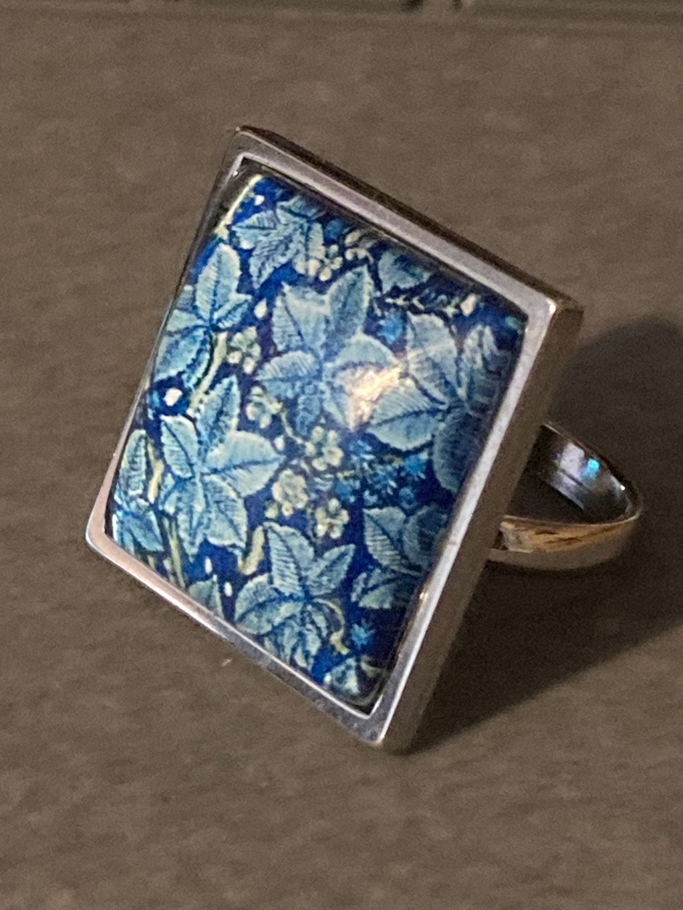 William Morris Ring: Silver Art Nouveau Bramble Design