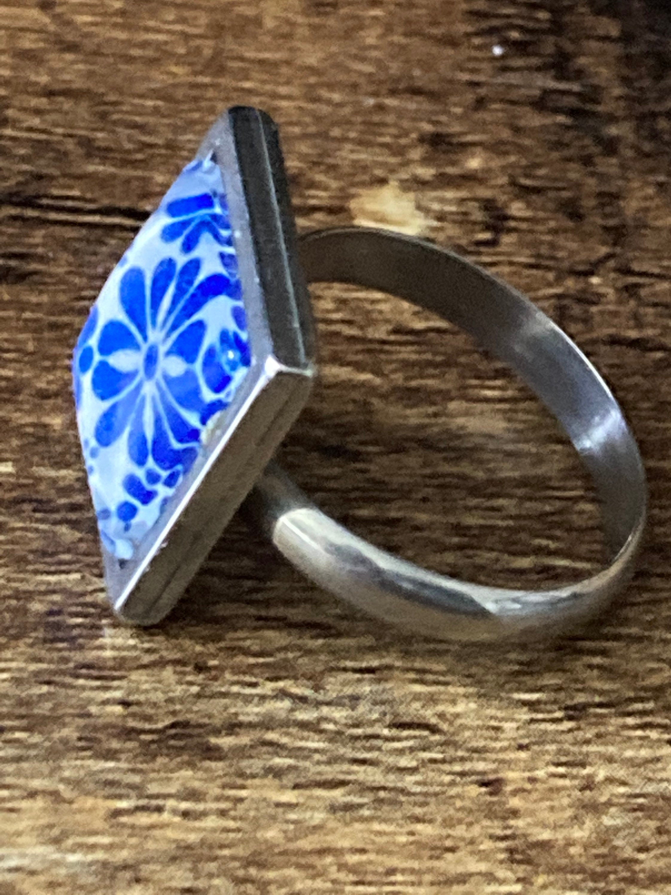 Handmade Stainless Steel Adjustable Ring: Blue & White Tile Cabochon
