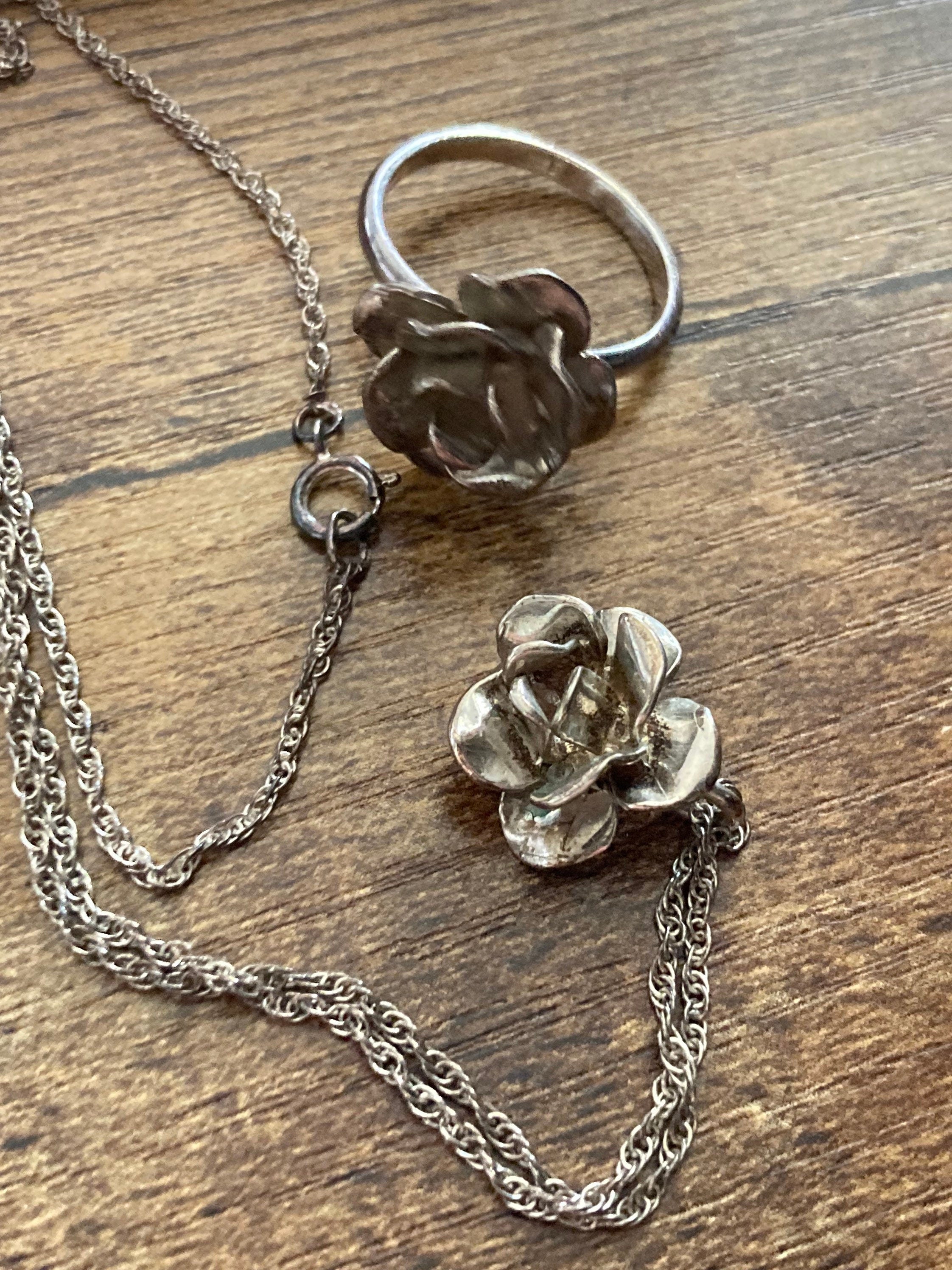 Sterling Silver Rose Ring and Pendant Set - 44cm Chain