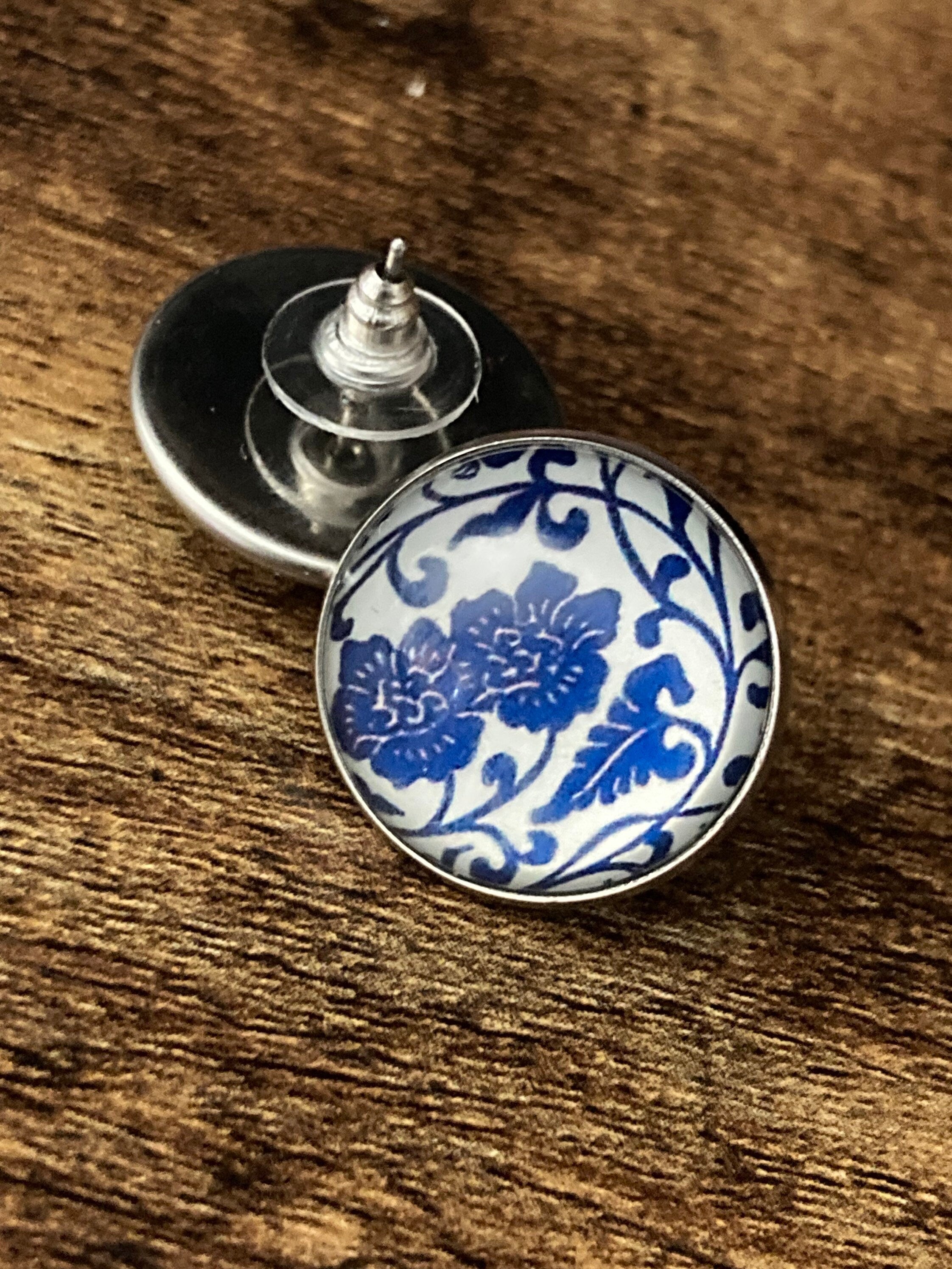 blue and white earrings floral print round glass stainless steel studs