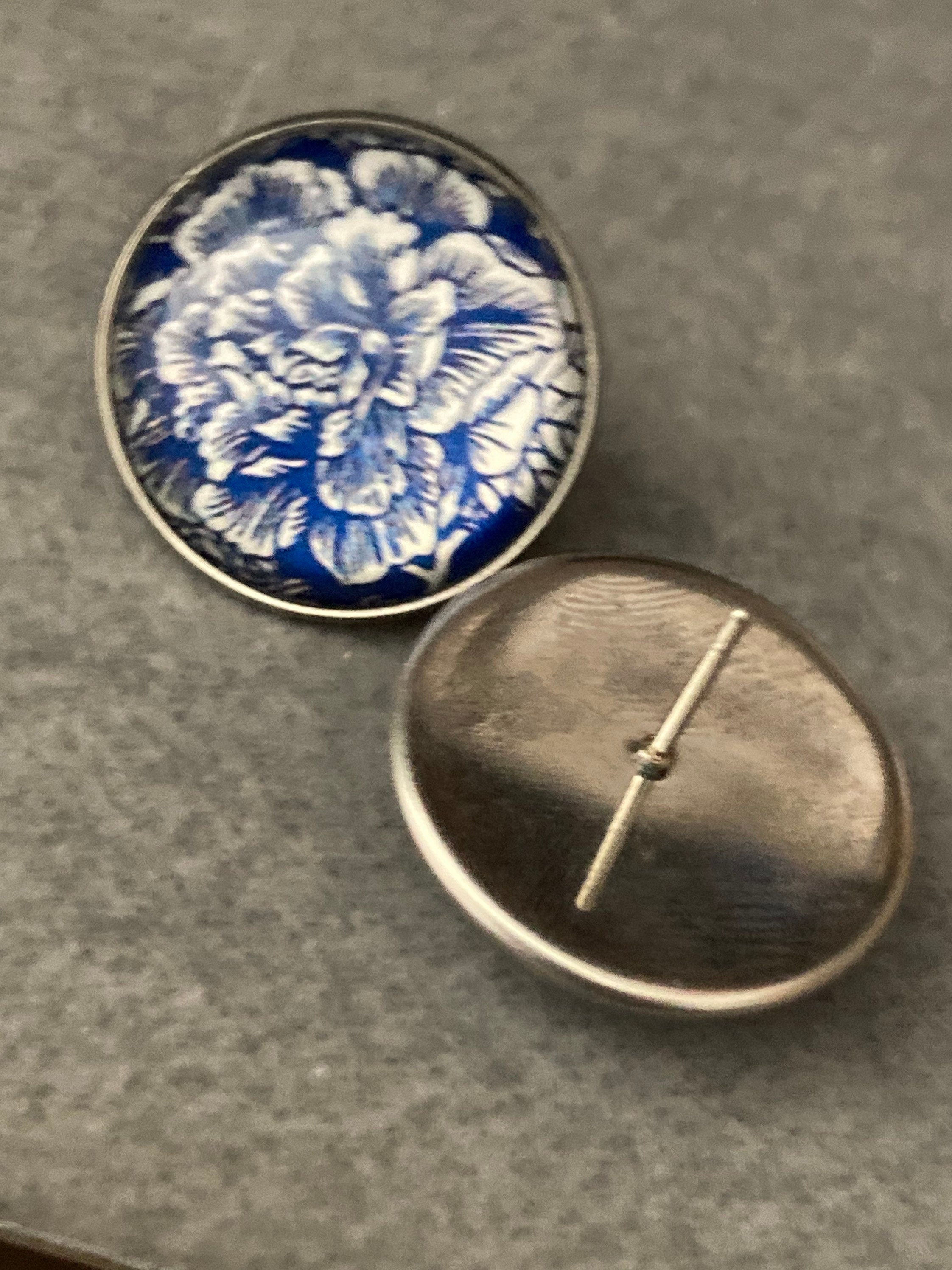 blue and white earrings floral print round glass stainless steel studs