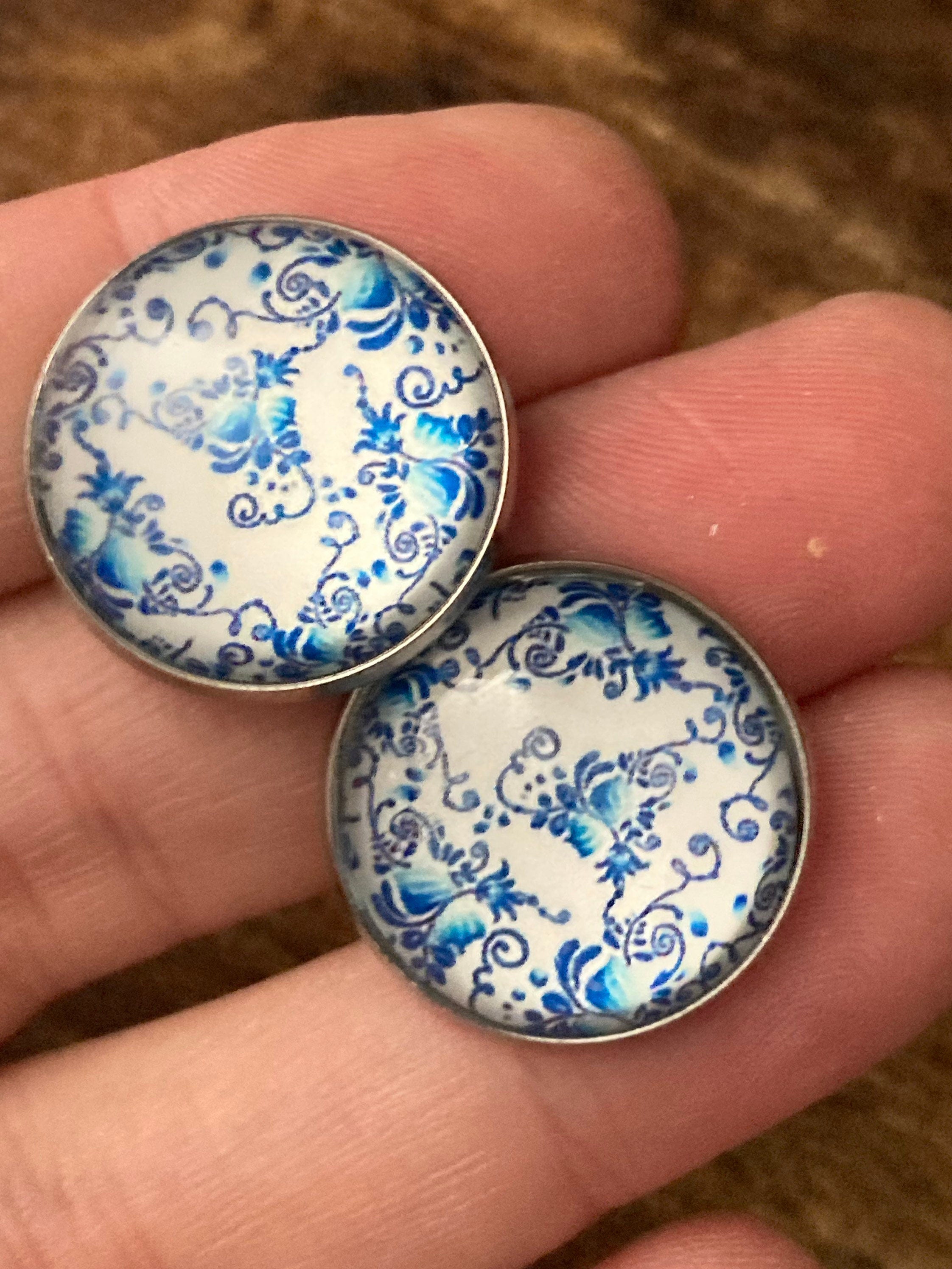 blue and white earrings floral print round glass stainless steel studs