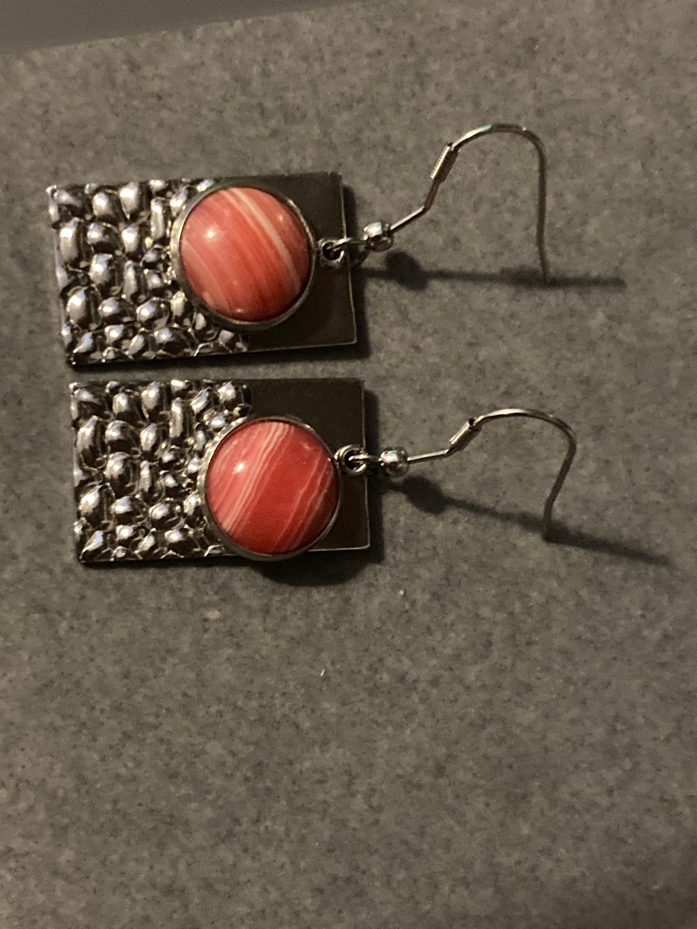 Pink agate gemstone dangly earrings stainless steel modernist planished metal