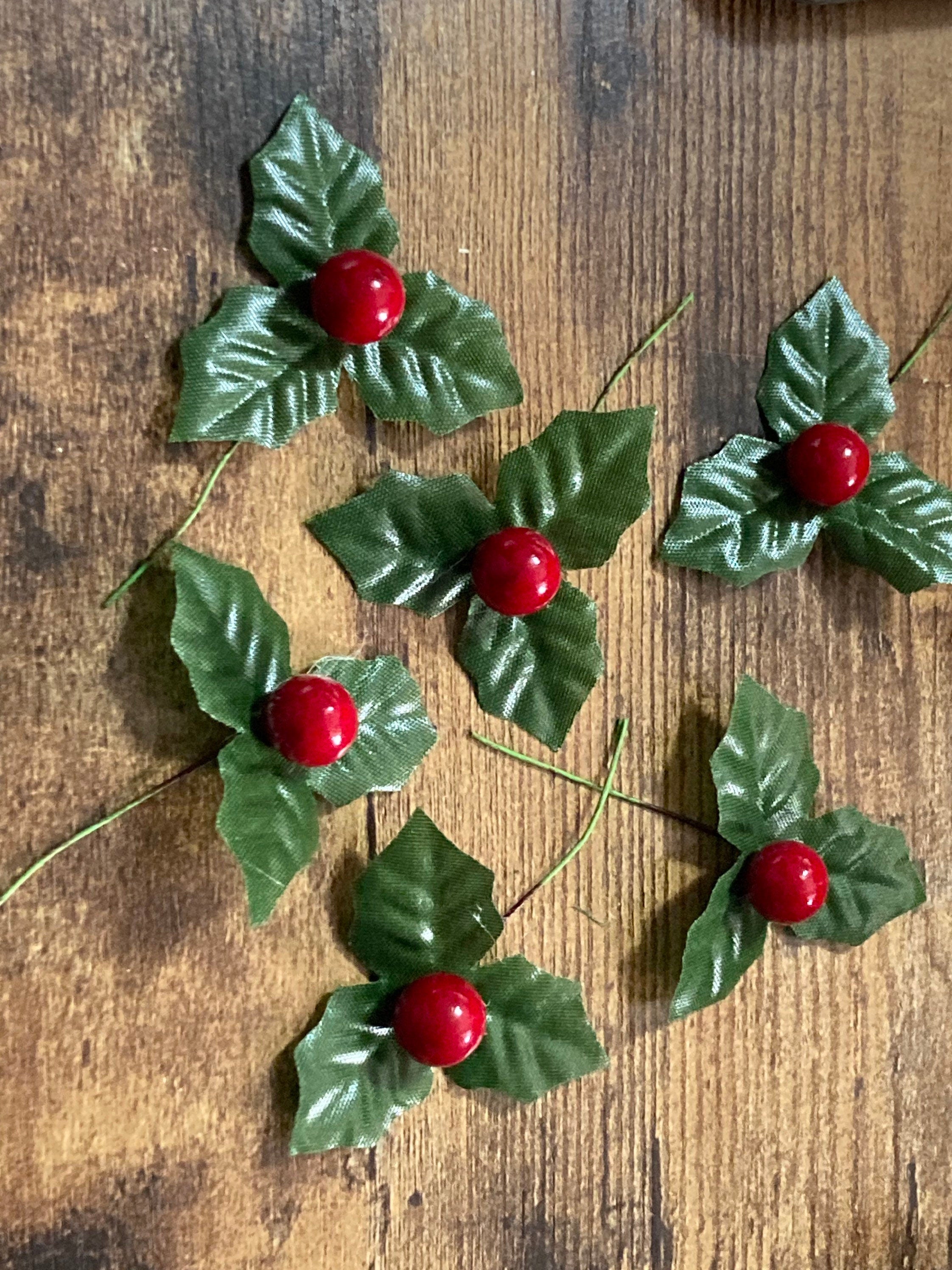 6 x New holly and berry cake toppers red green wired