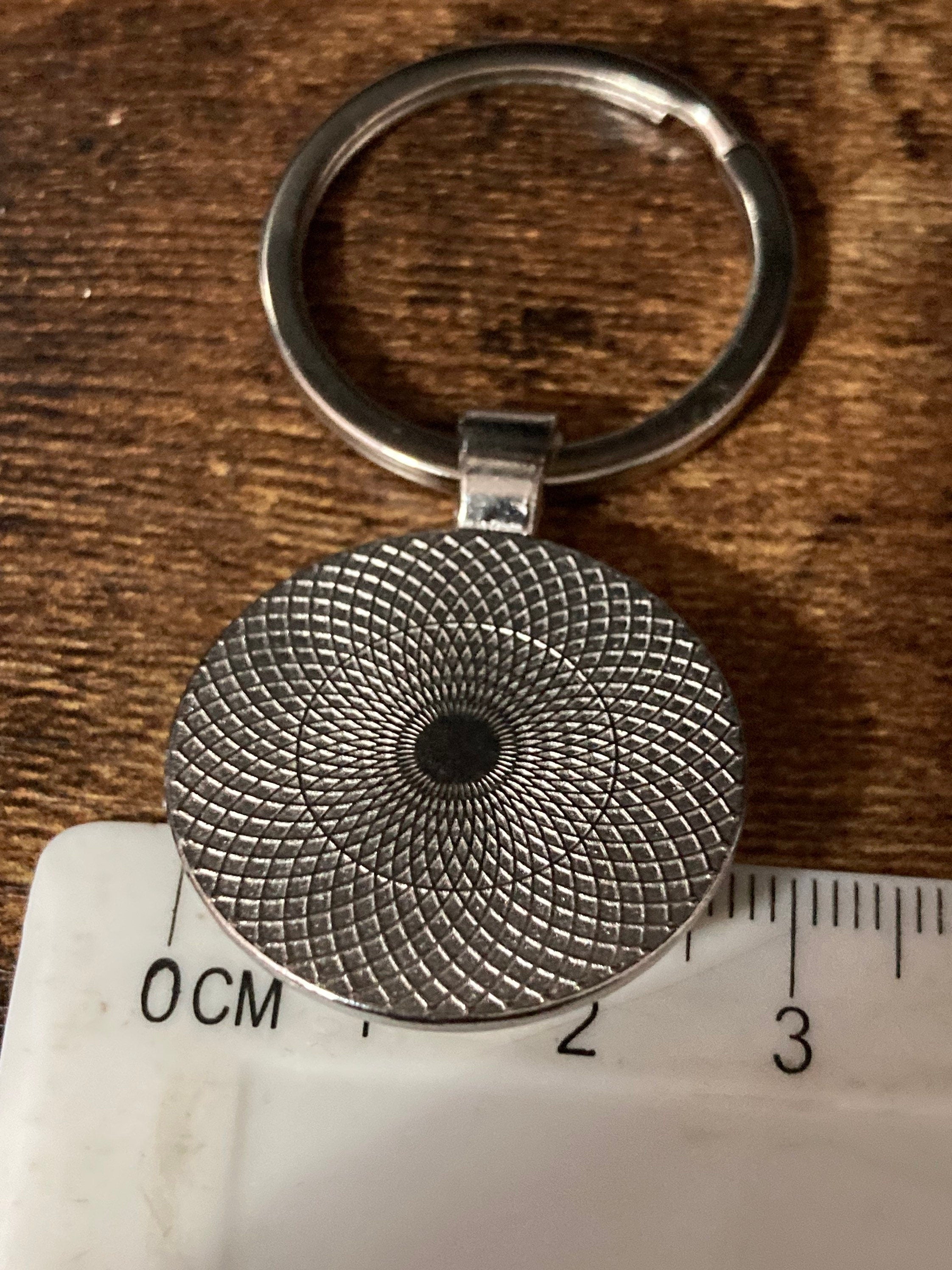 William Morris print keyring silver tone art nouveau