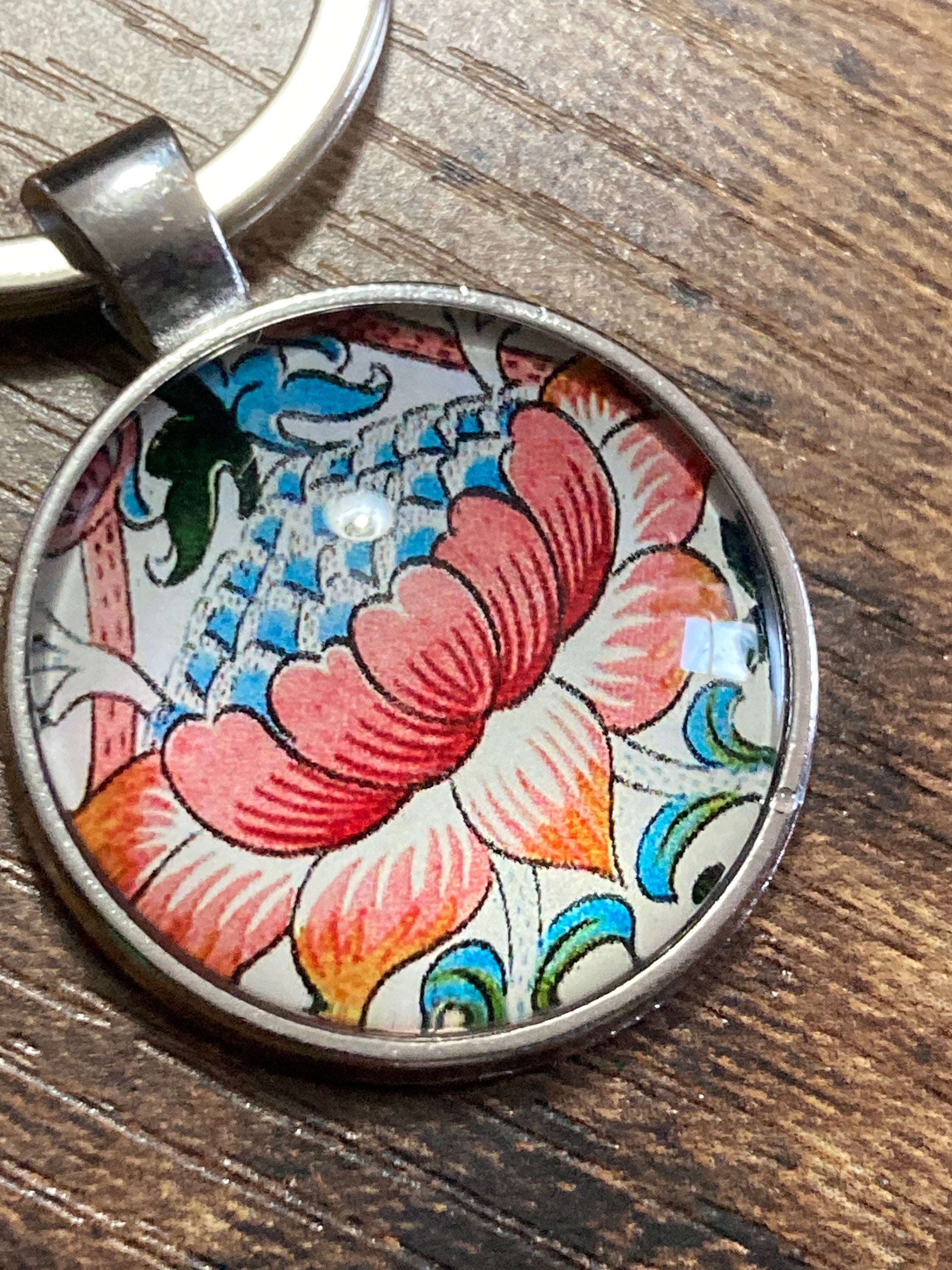 William Morris print keyring silver tone art nouveau