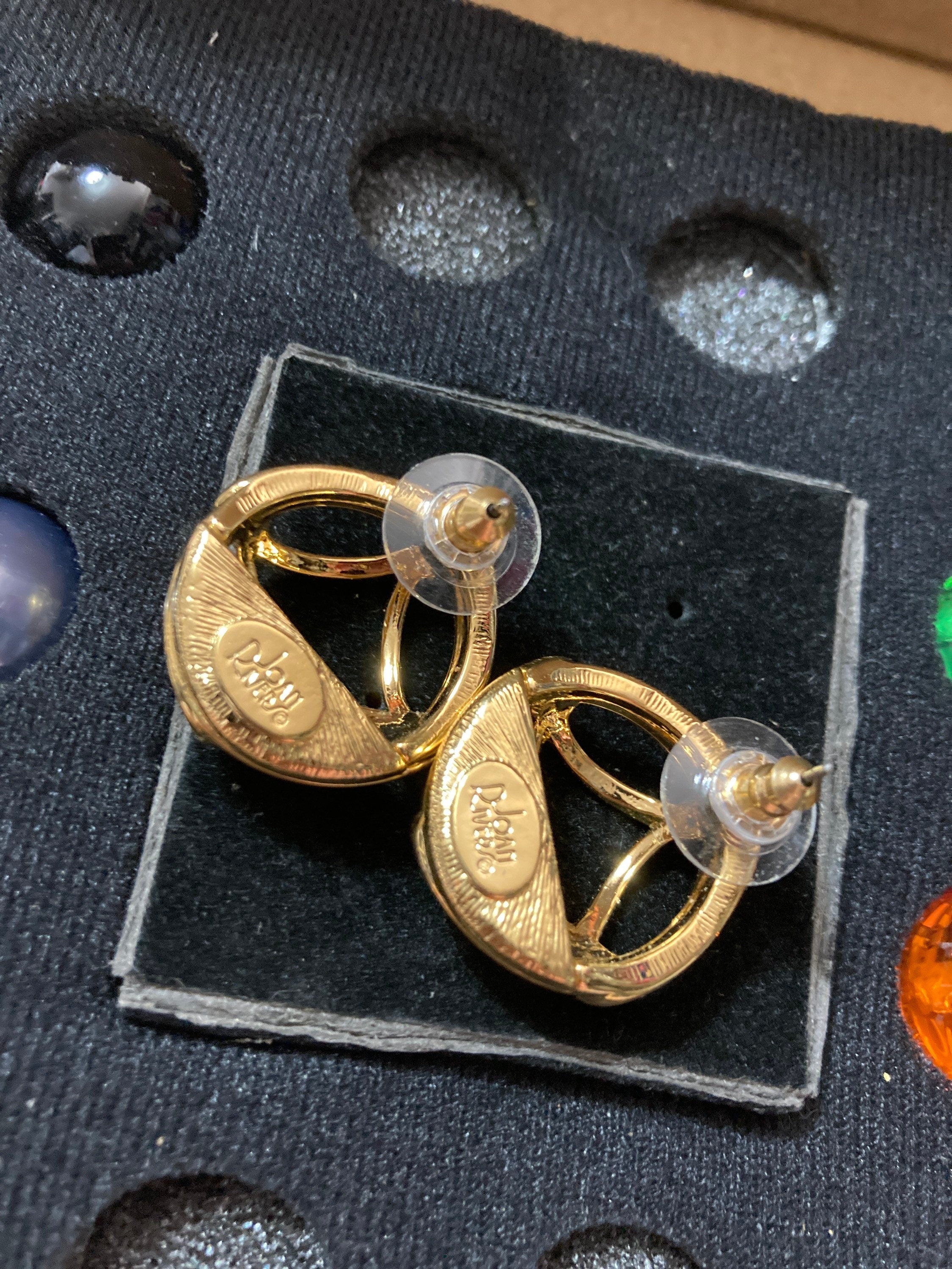 Signed Joan rivers pierced earring set of 7 pairs interchangeable studs