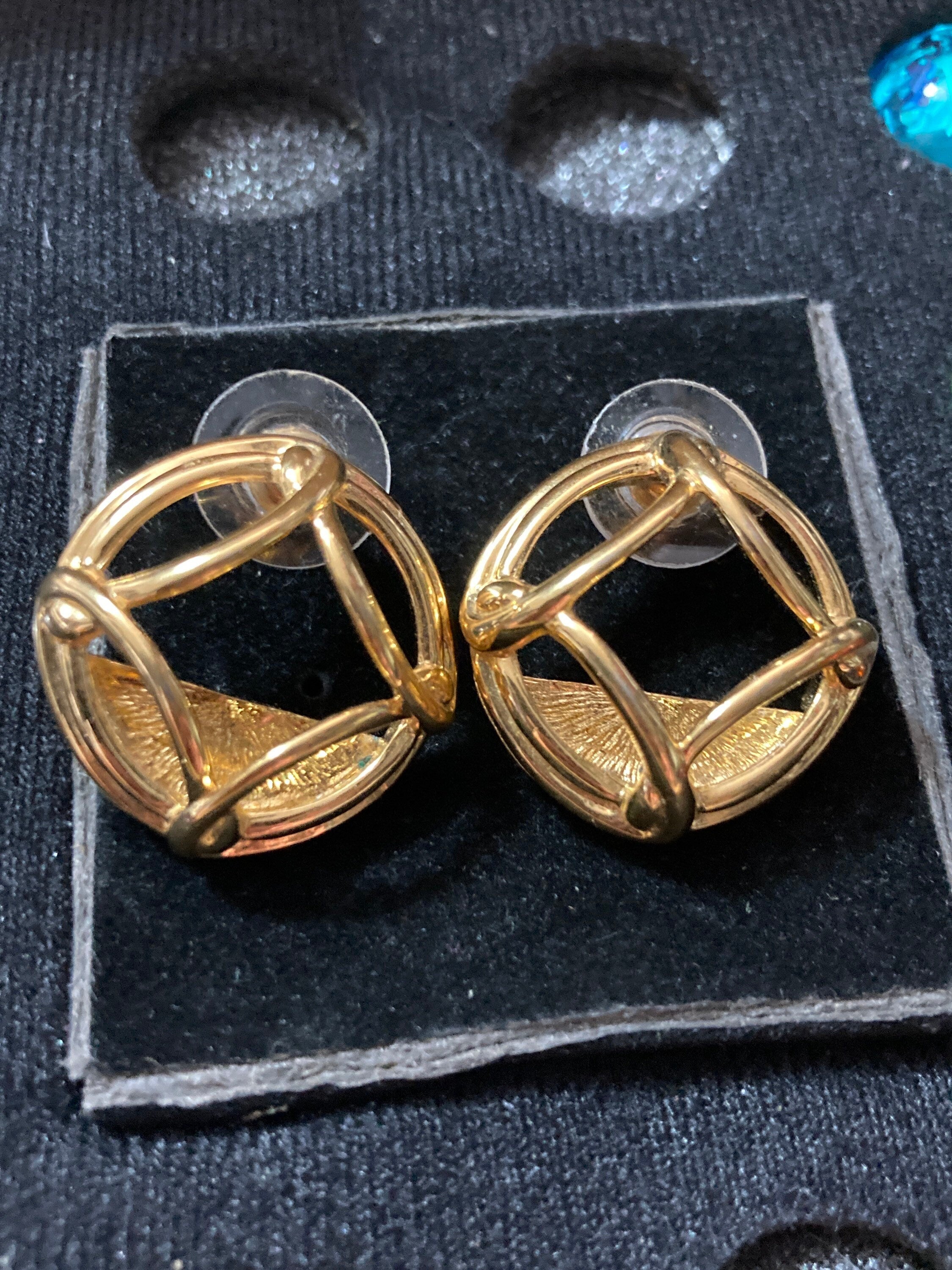 Signed Joan rivers pierced earring set of 7 pairs interchangeable studs