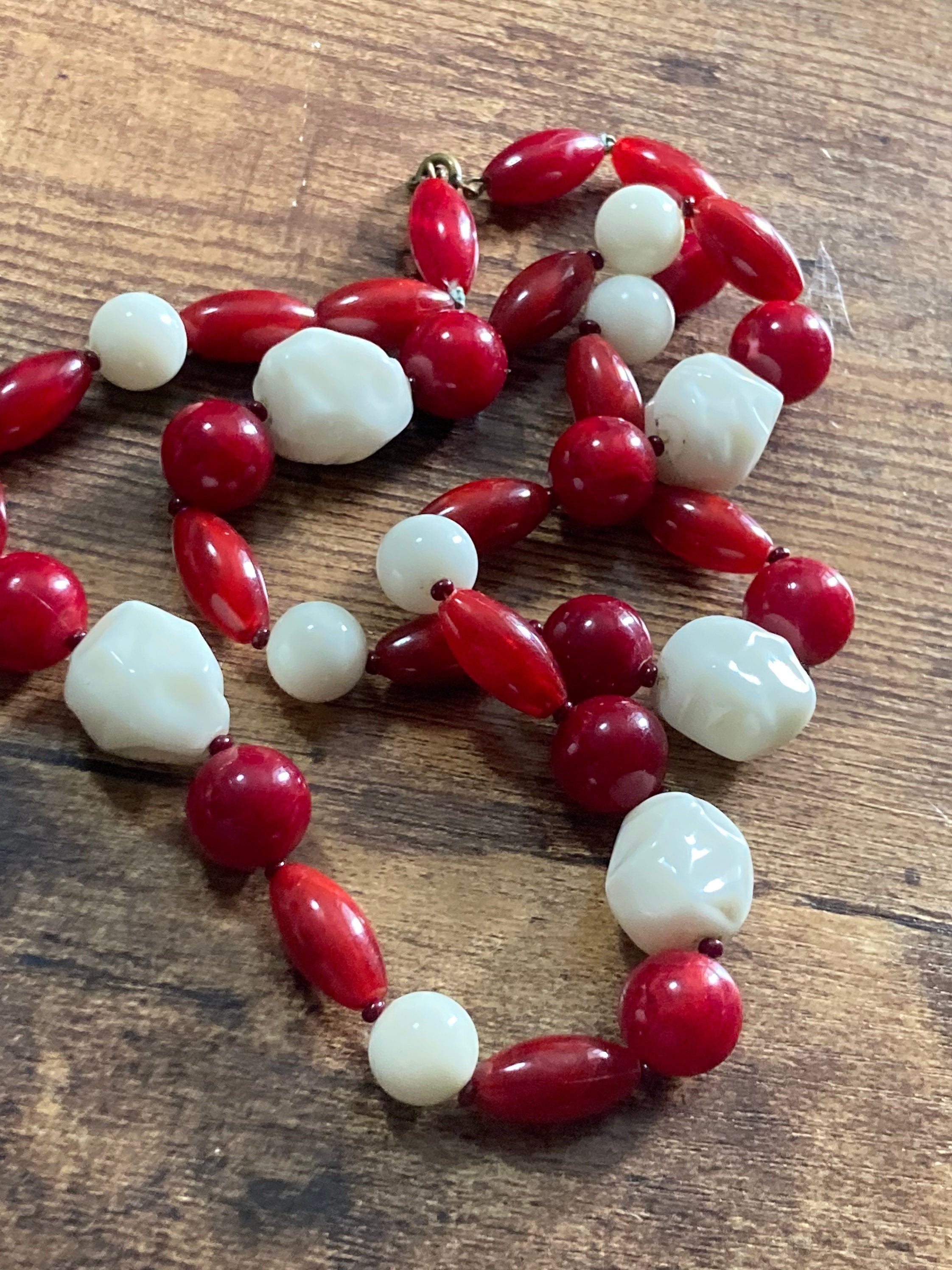 Bright cherry red and cream large beaded necklace 1970s 1980s 70cm