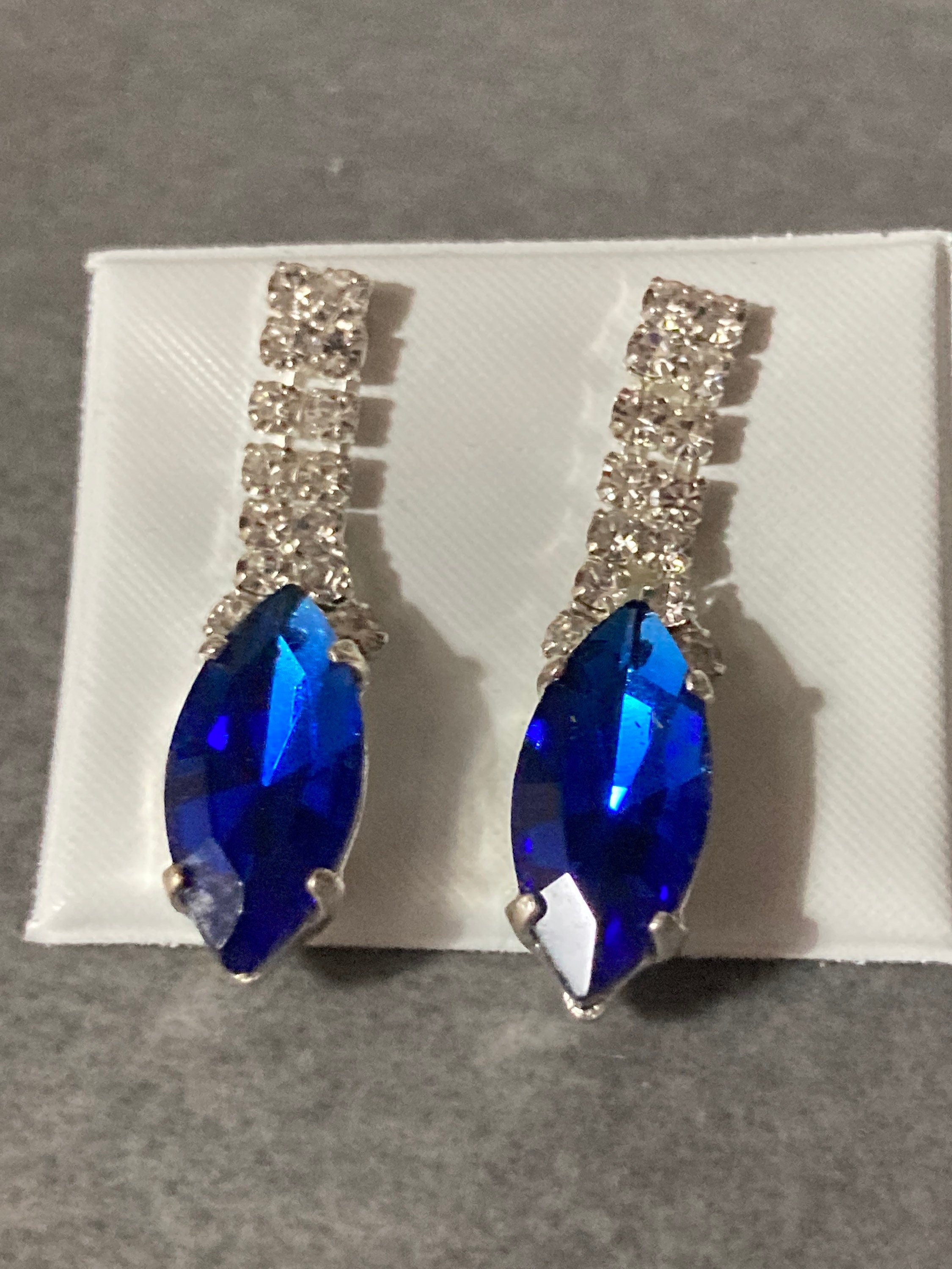 Retro diamanté earrings rhinestone bright sapphire blue and clear glass silver plated drop pierced