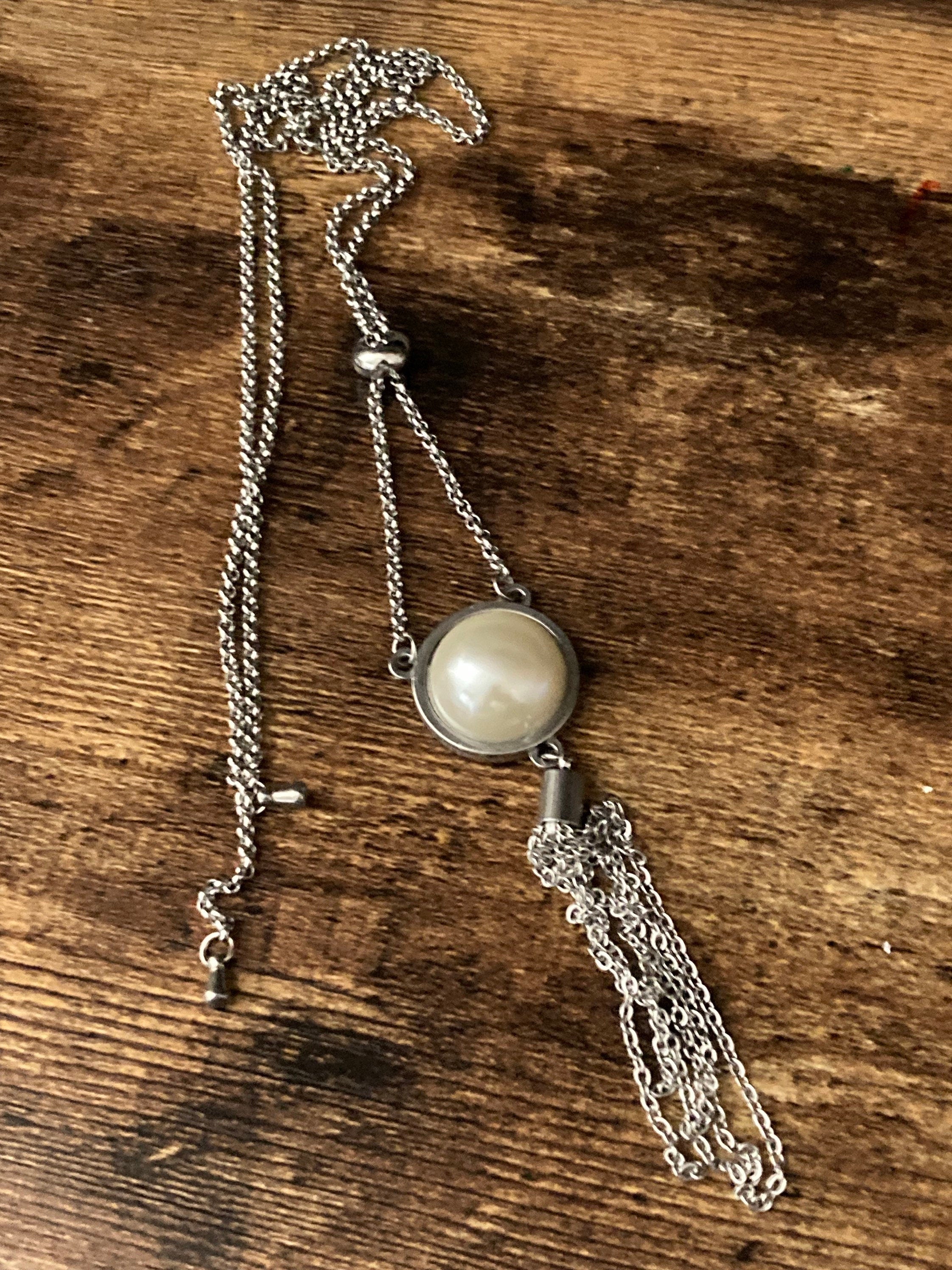 faux plastic Pearl silver tone tassel lariat necklace
