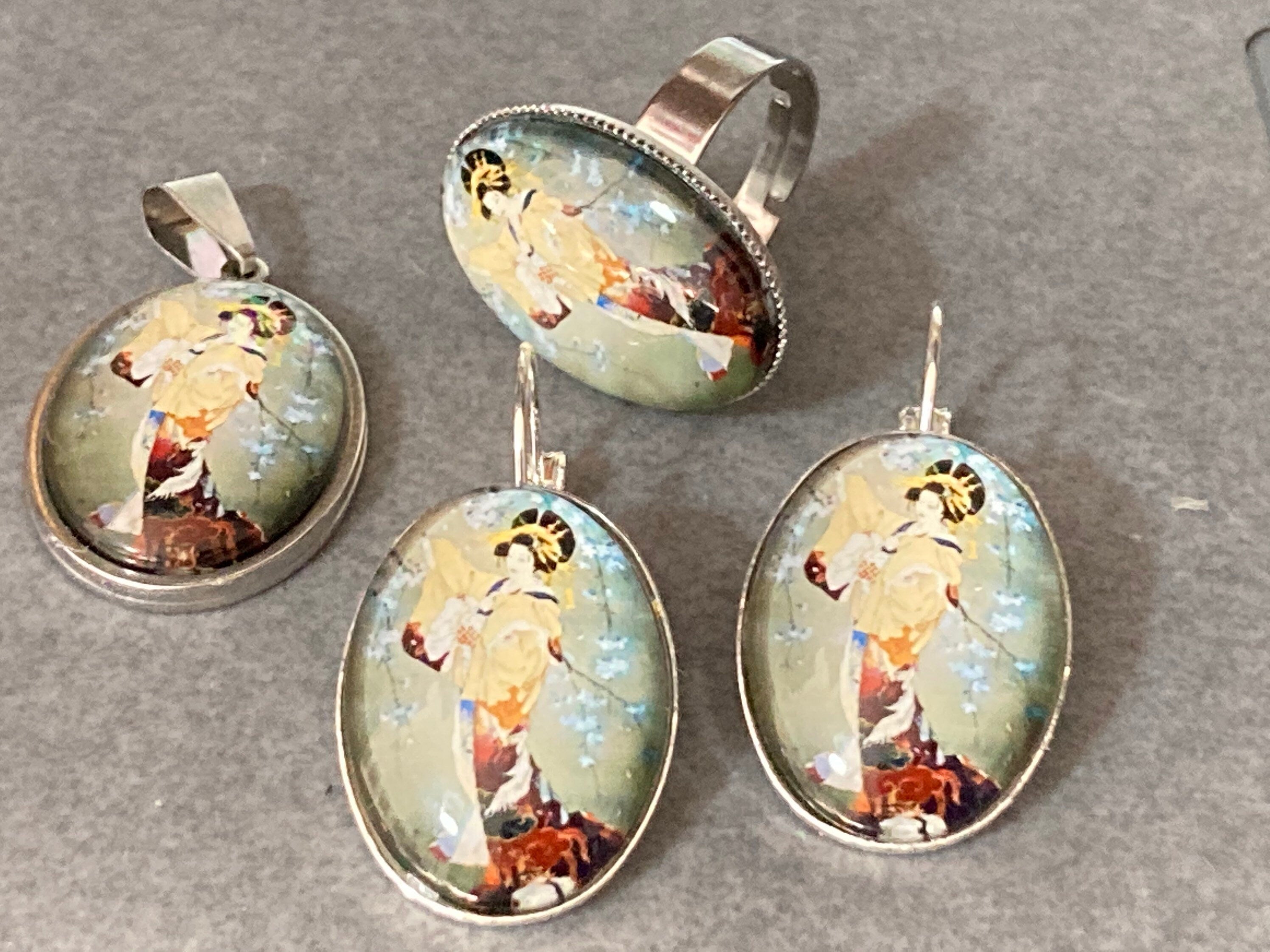 Japanese geisha girl earrings glass cabochon blue silver