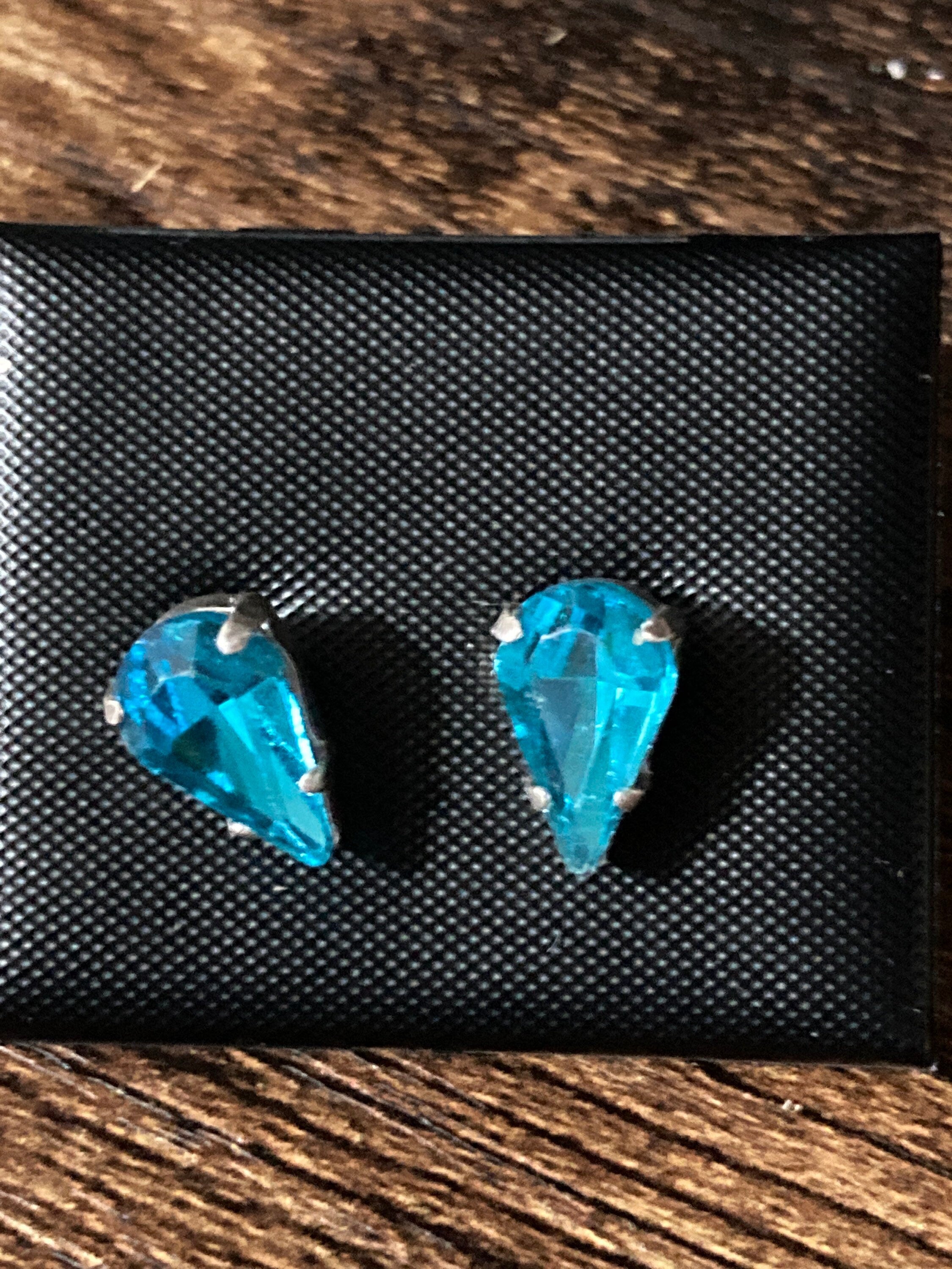 TURQUOISE glass teardrop crystal earrings pierced 15mm