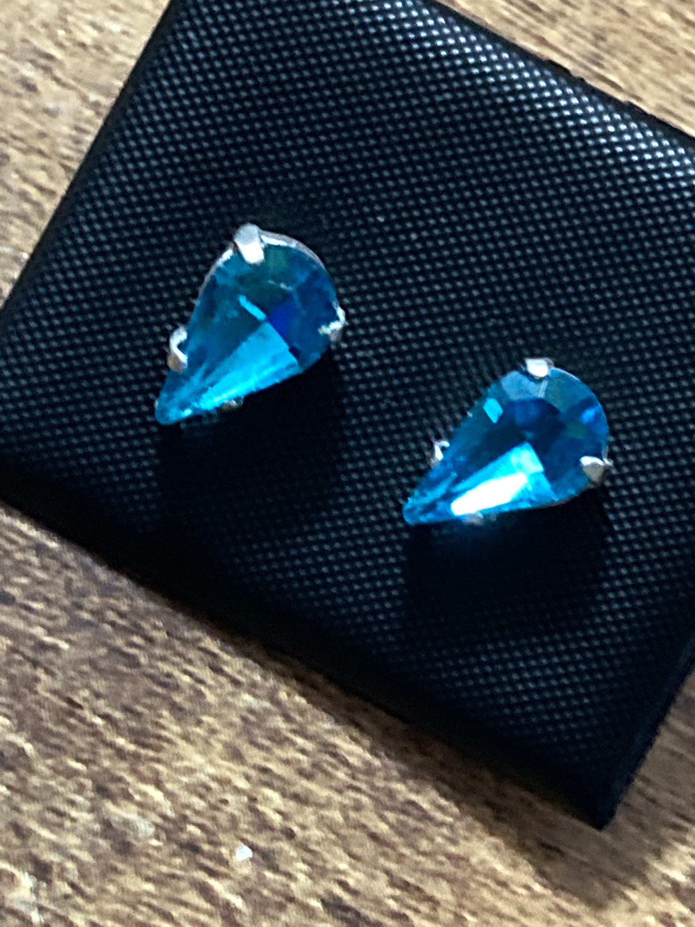 TURQUOISE glass teardrop crystal earrings pierced 15mm