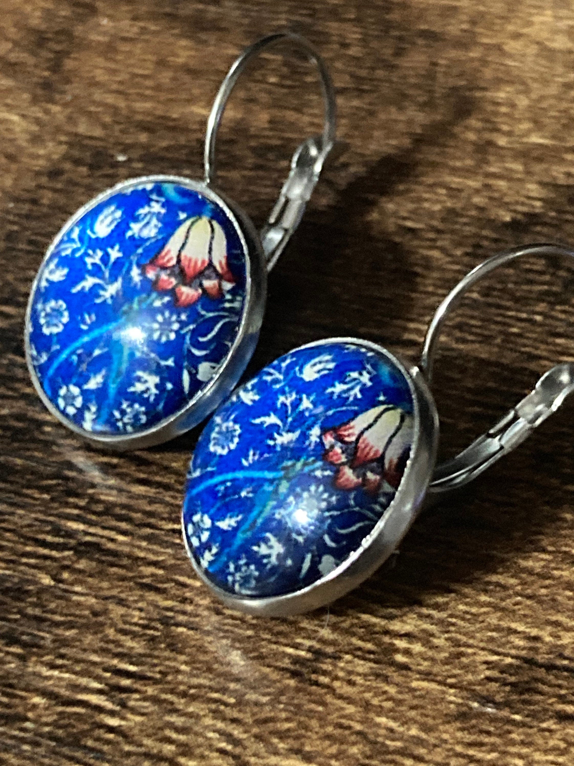 William Morris blue print earrings round glass cabochon 3cm drops