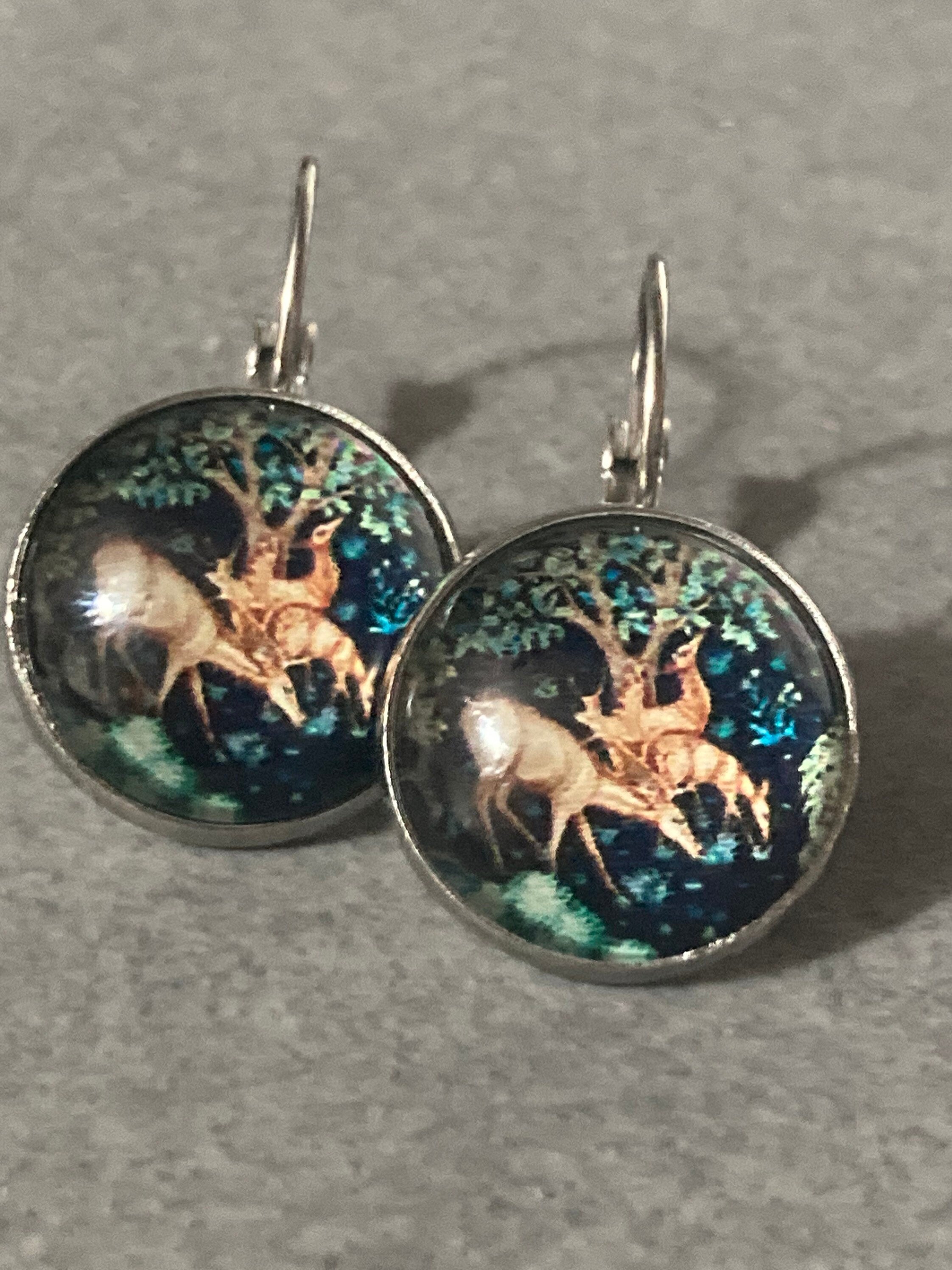 William Morris print earrings round glass cabochon 3cm drops black