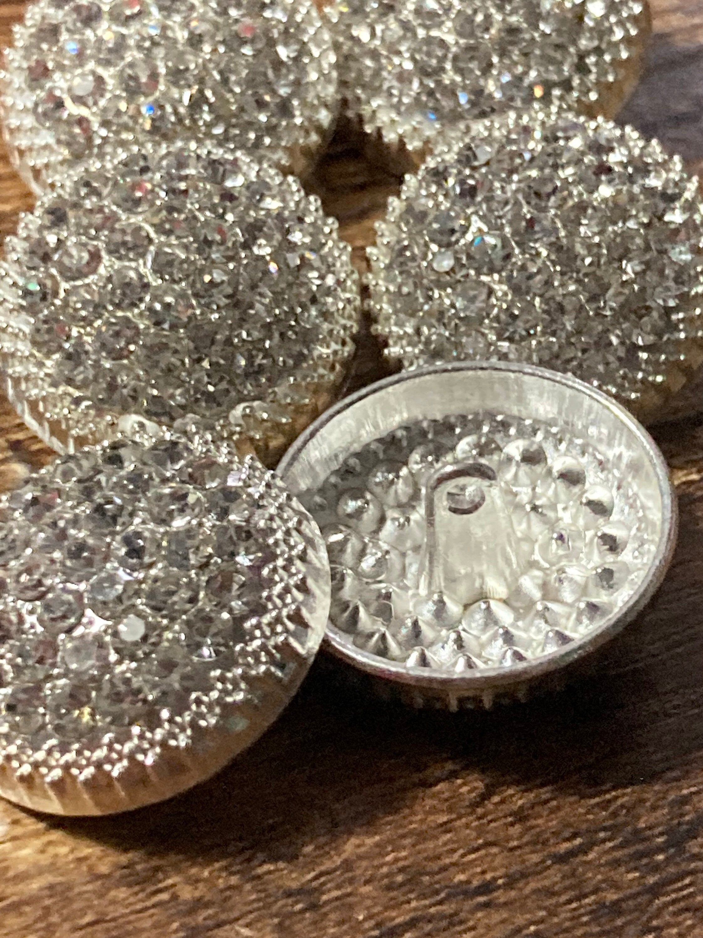 Set of 6 25mm silver metal shank round domed glass diamanté buttons for coat